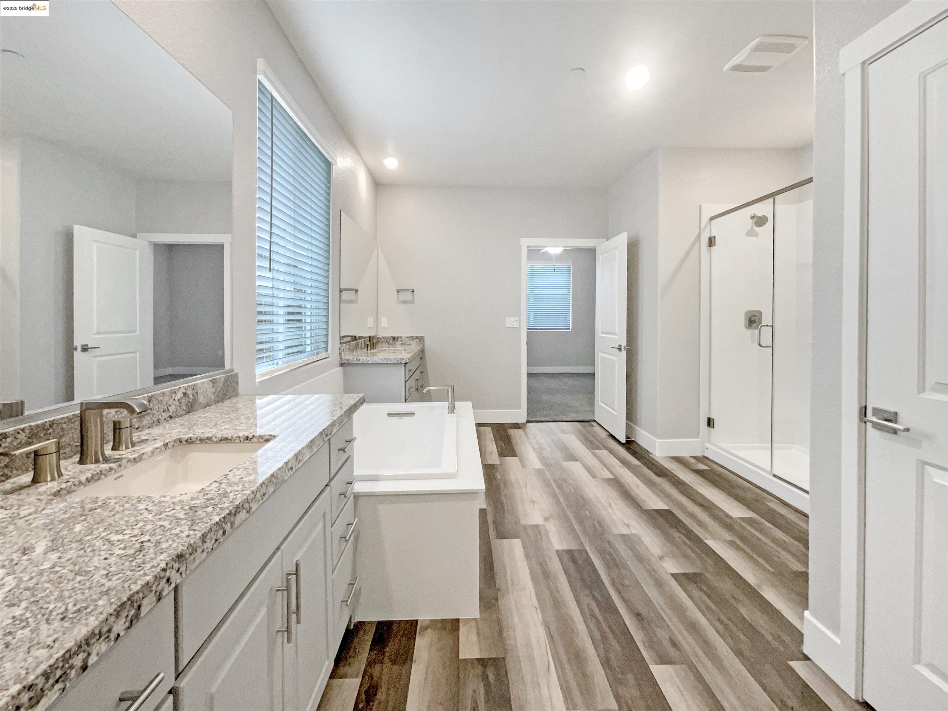 Detail Gallery Image 37 of 43 For 2066 Espana Ln, Rio Vista,  CA 94571 - 3 Beds | 3 Baths