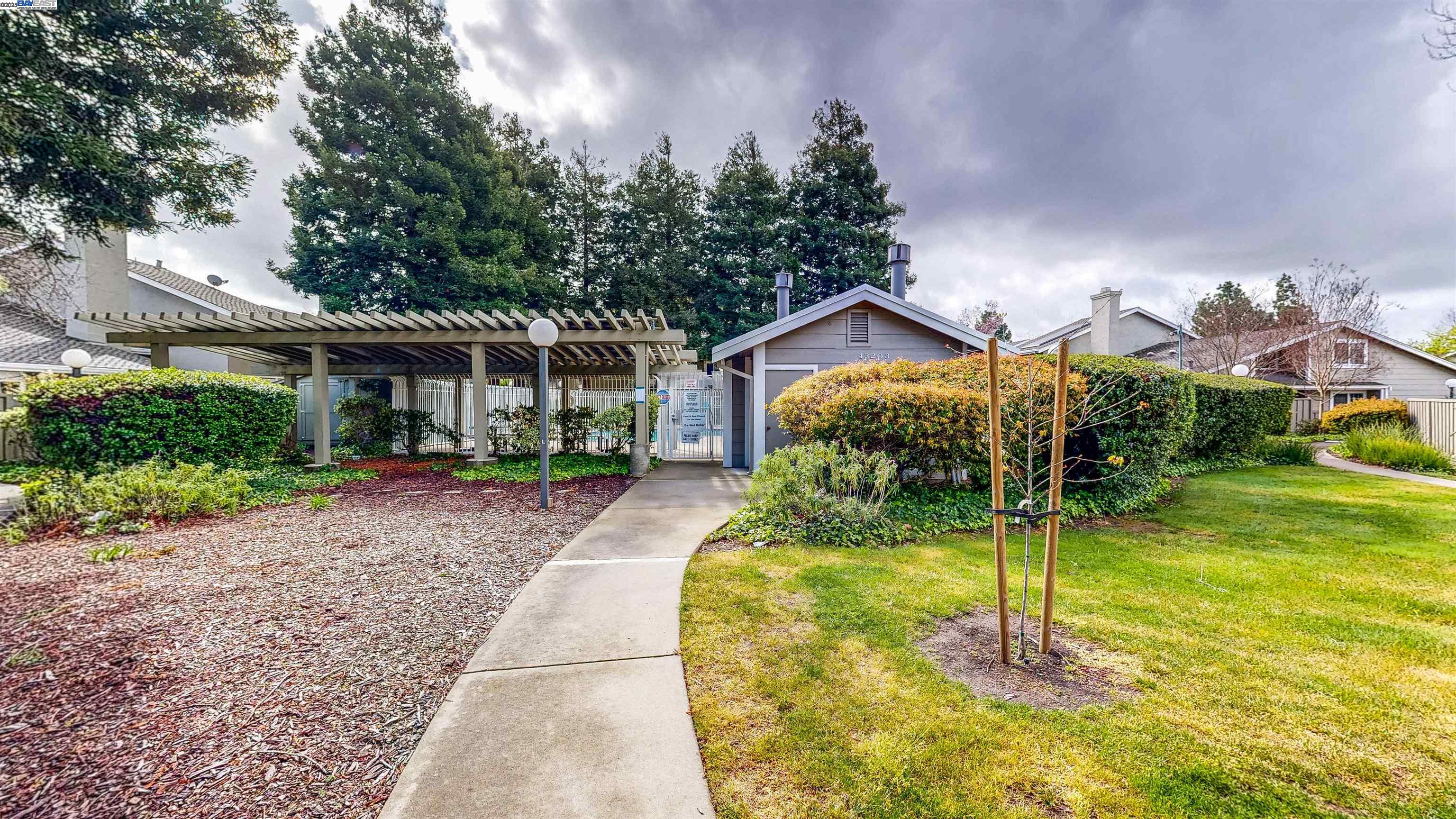 Photo #5: 41089903 Listing 