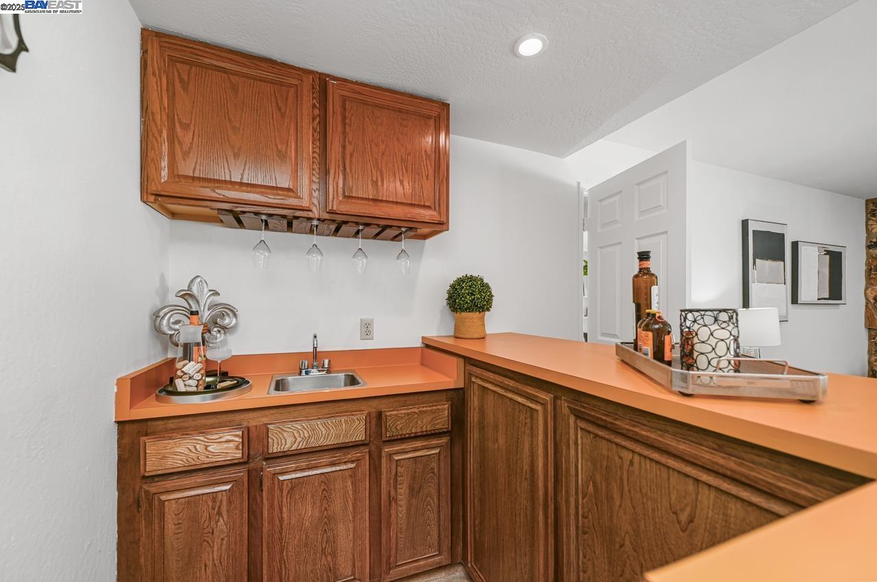 Detail Gallery Image 18 of 45 For 351 Castenada Ct, Danville,  CA 94526 - 4 Beds | 3 Baths