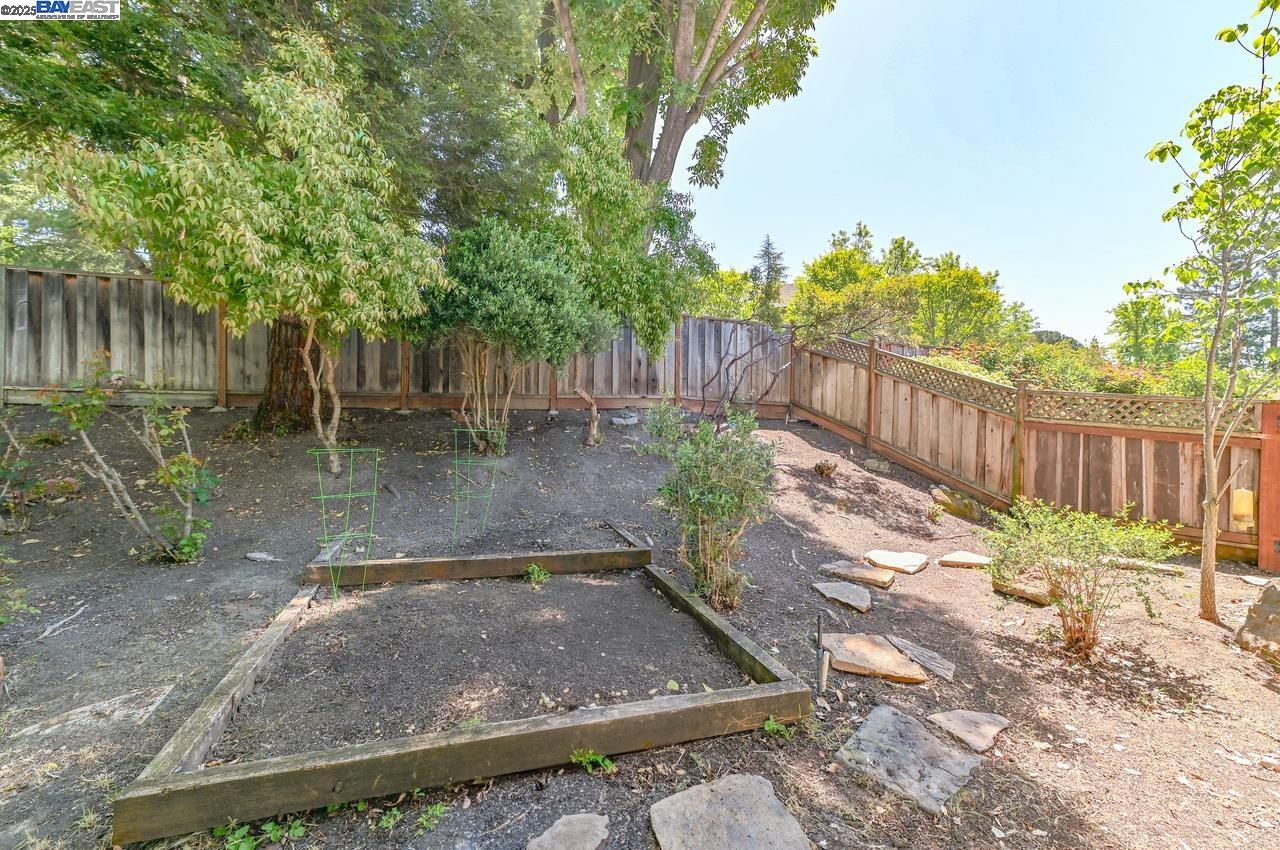 Detail Gallery Image 34 of 45 For 351 Castenada Ct, Danville,  CA 94526 - 4 Beds | 3 Baths