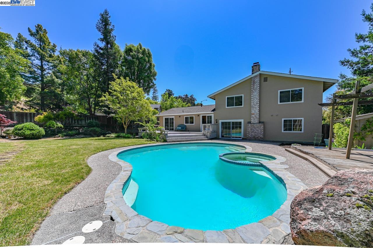 Detail Gallery Image 37 of 45 For 351 Castenada Ct, Danville,  CA 94526 - 4 Beds | 3 Baths