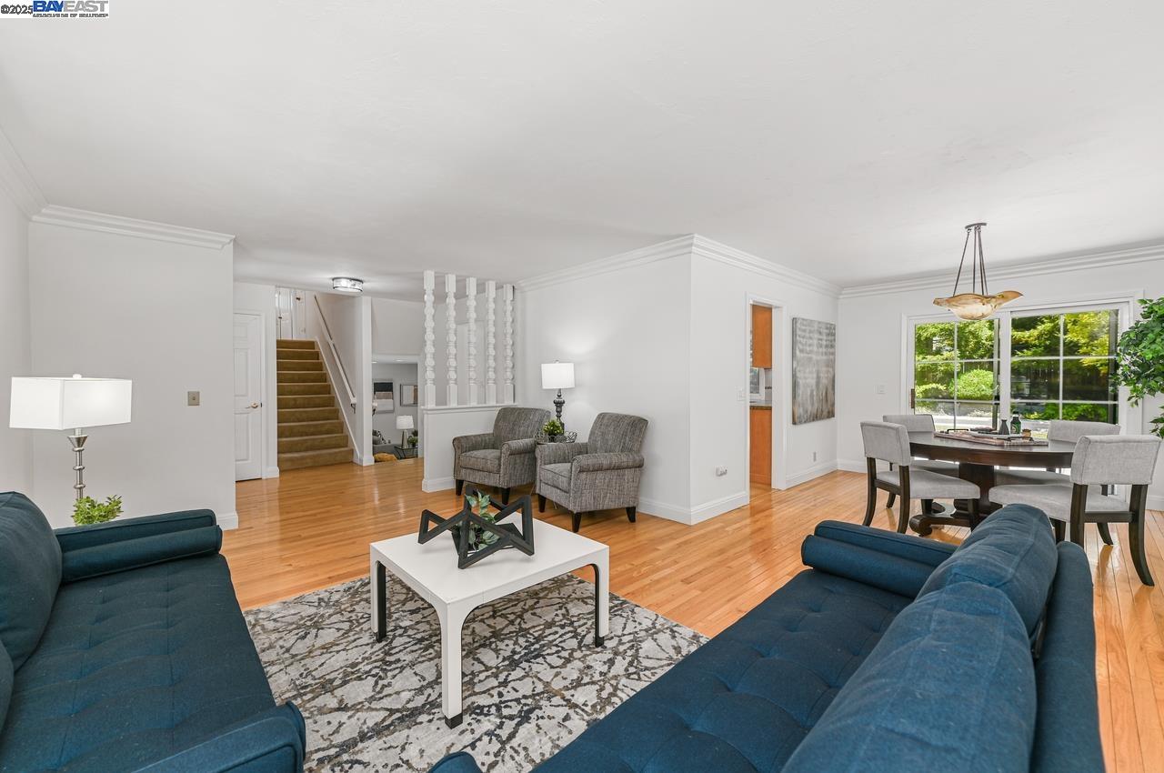 Detail Gallery Image 8 of 45 For 351 Castenada Ct, Danville,  CA 94526 - 4 Beds | 3 Baths