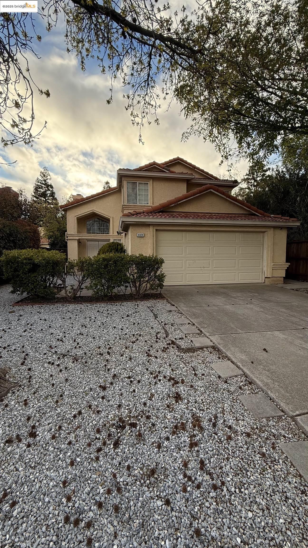Detail Gallery Image 1 of 1 For 4824 Lefebvre Way, Antioch,  CA 94531 - 3 Beds | 2/1 Baths