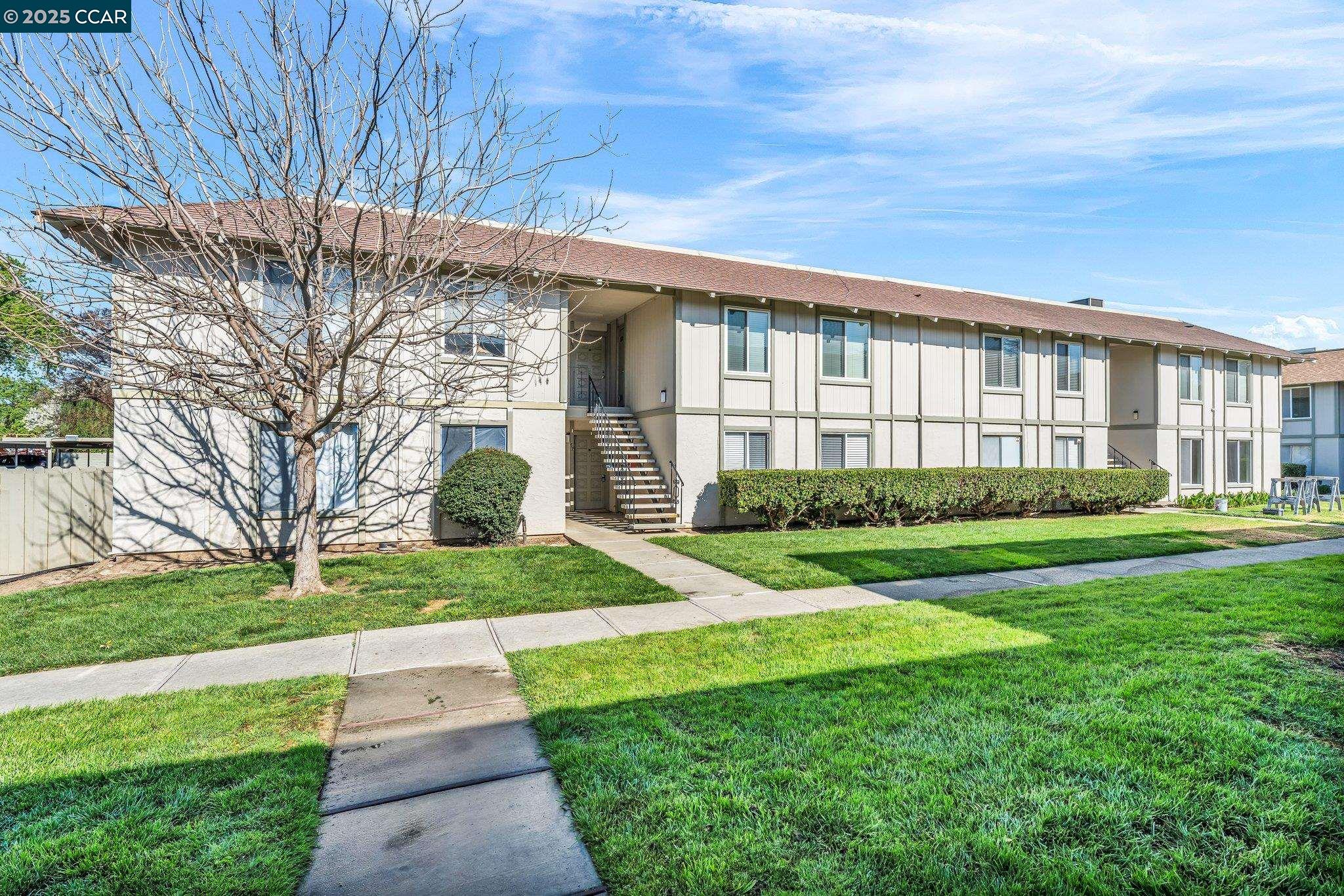 Detail Gallery Image 1 of 1 For 825 Oak Grove Rd #59,  Concord,  CA 94518 - 2 Beds | 1 Baths
