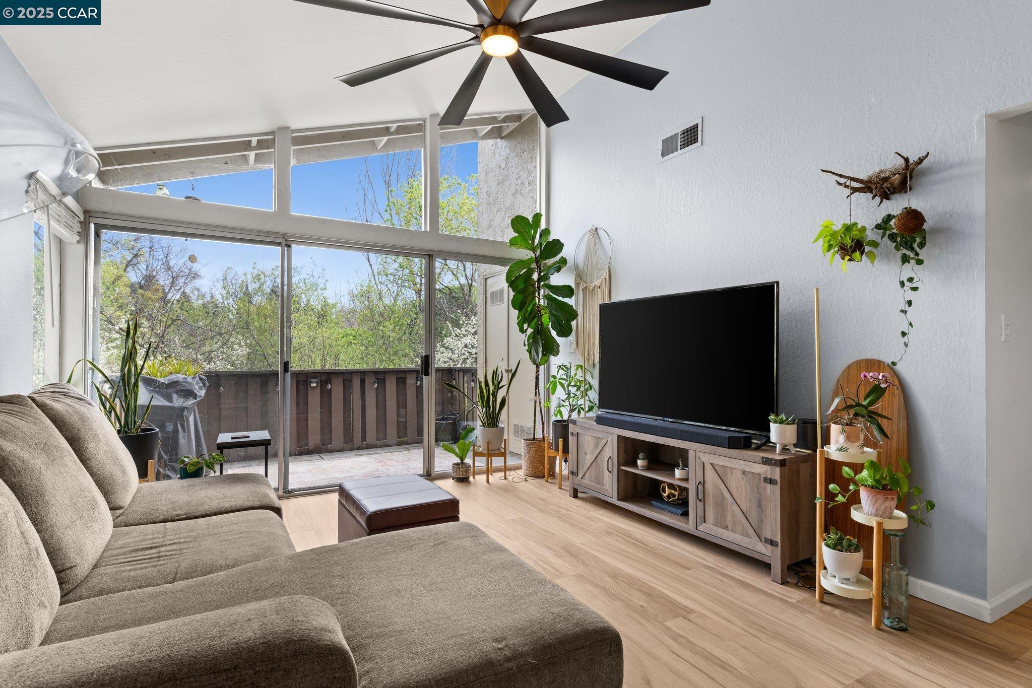 More Details about MLS # 41089923 : 59 MASSOLO DR. # H