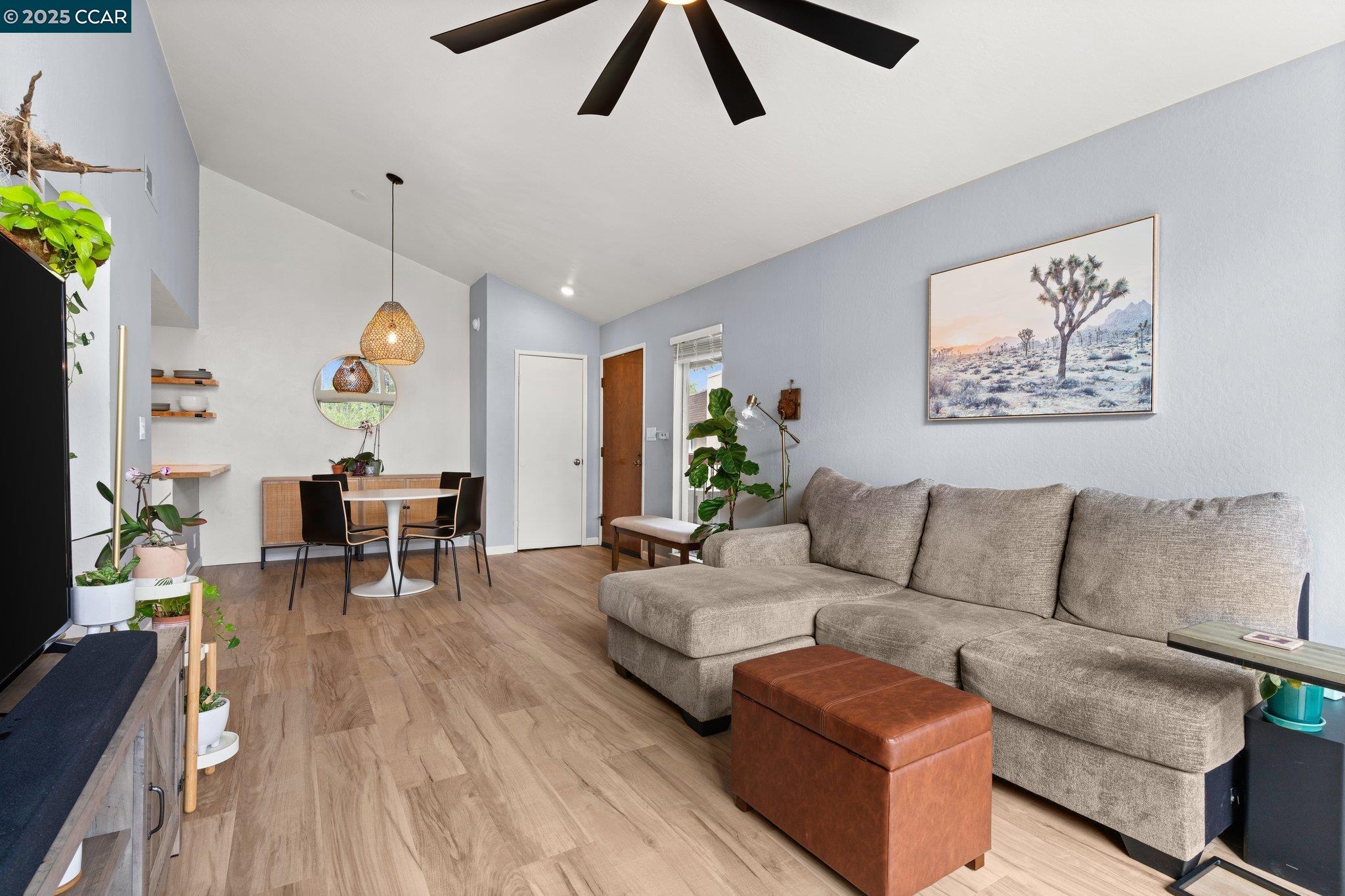 Photo #6: 41089923 Listing 