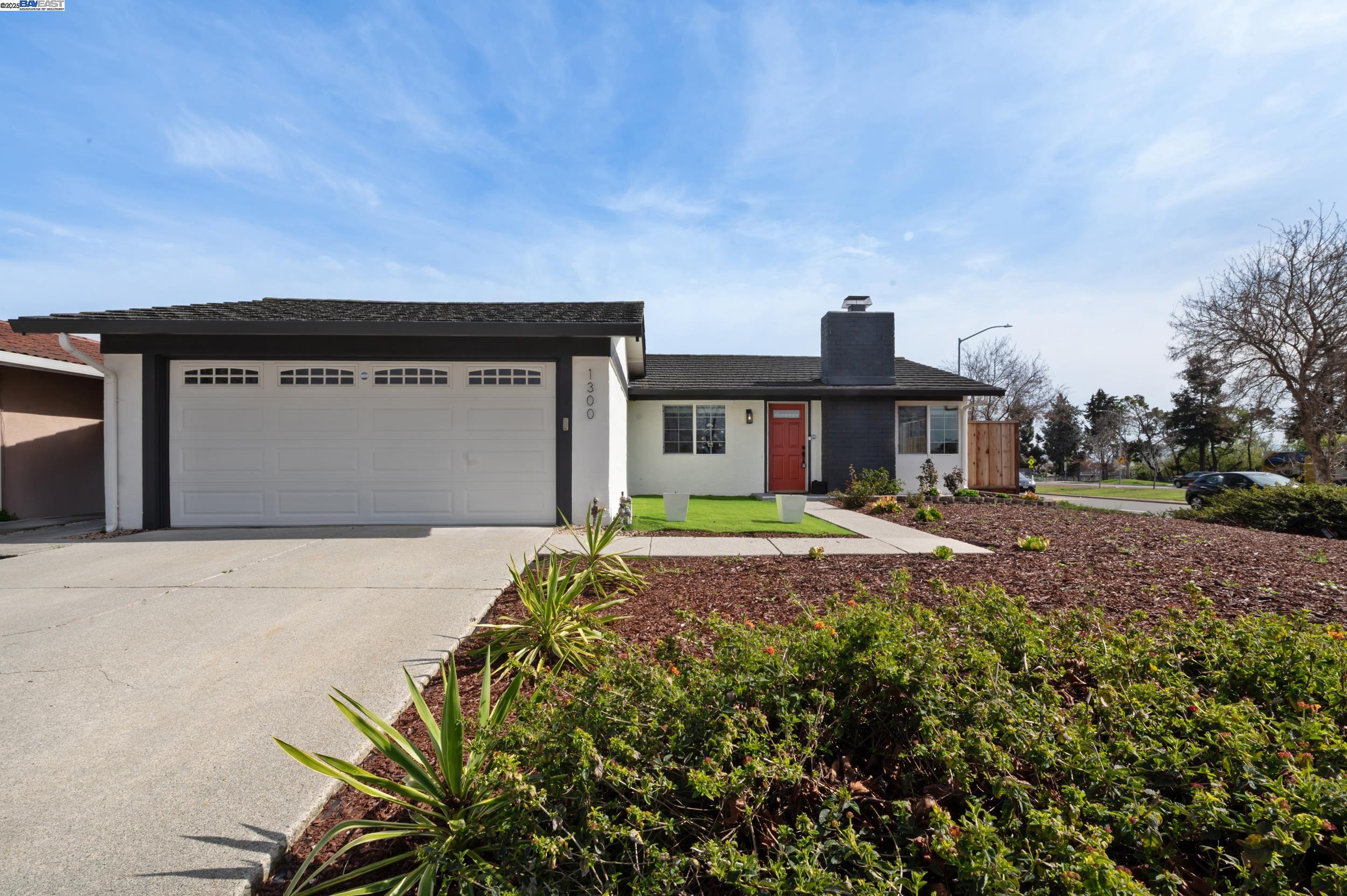 Detail Gallery Image 1 of 33 For 1300 Cirolero St, Milpitas,  CA 95035 - 3 Beds | 2 Baths