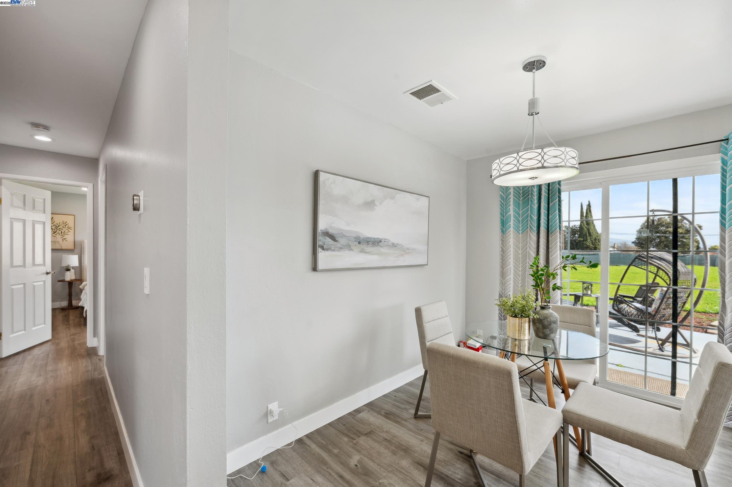 Detail Gallery Image 13 of 33 For 1300 Cirolero St, Milpitas,  CA 95035 - 3 Beds | 2 Baths