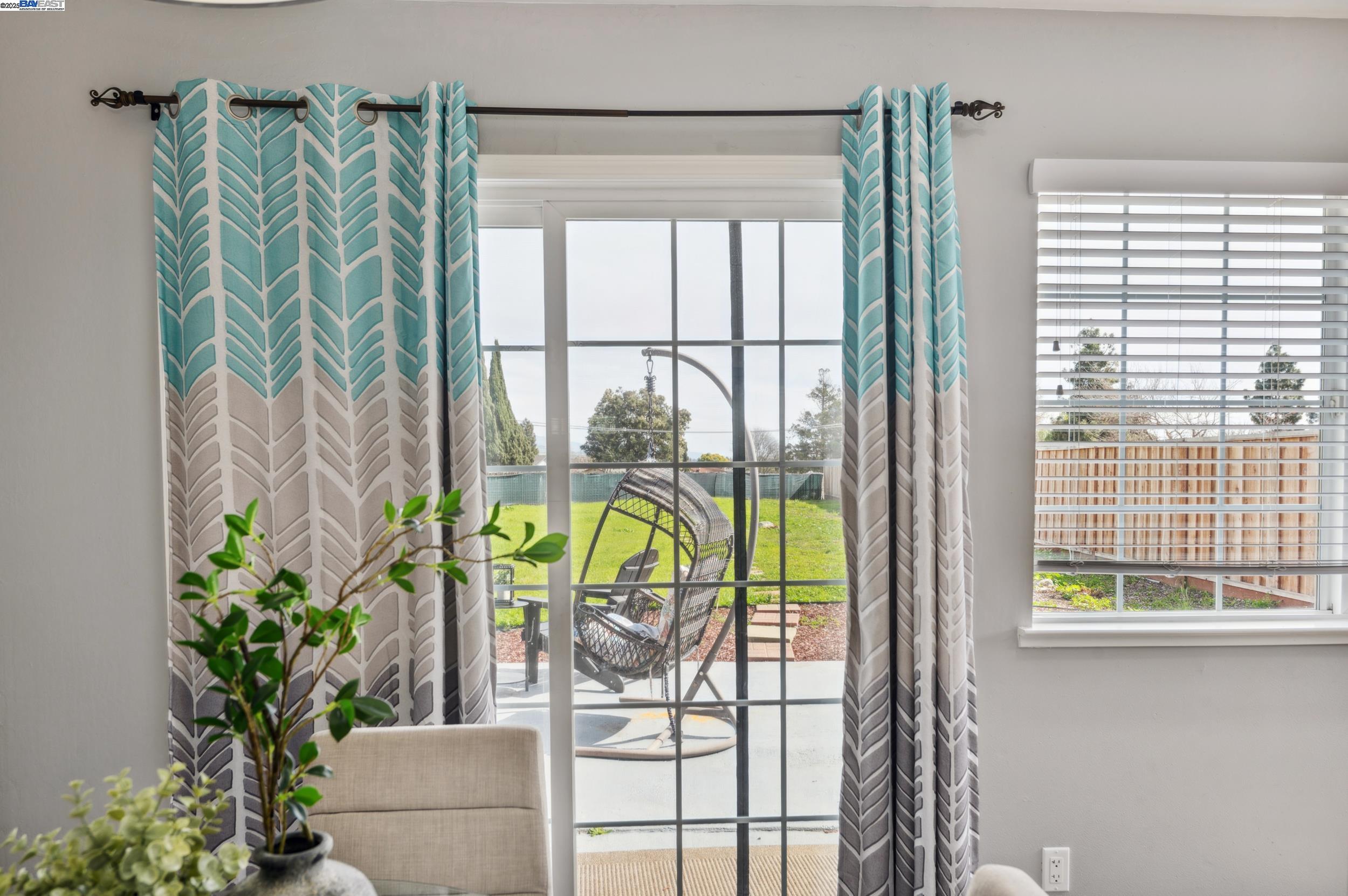 Detail Gallery Image 16 of 33 For 1300 Cirolero St, Milpitas,  CA 95035 - 3 Beds | 2 Baths
