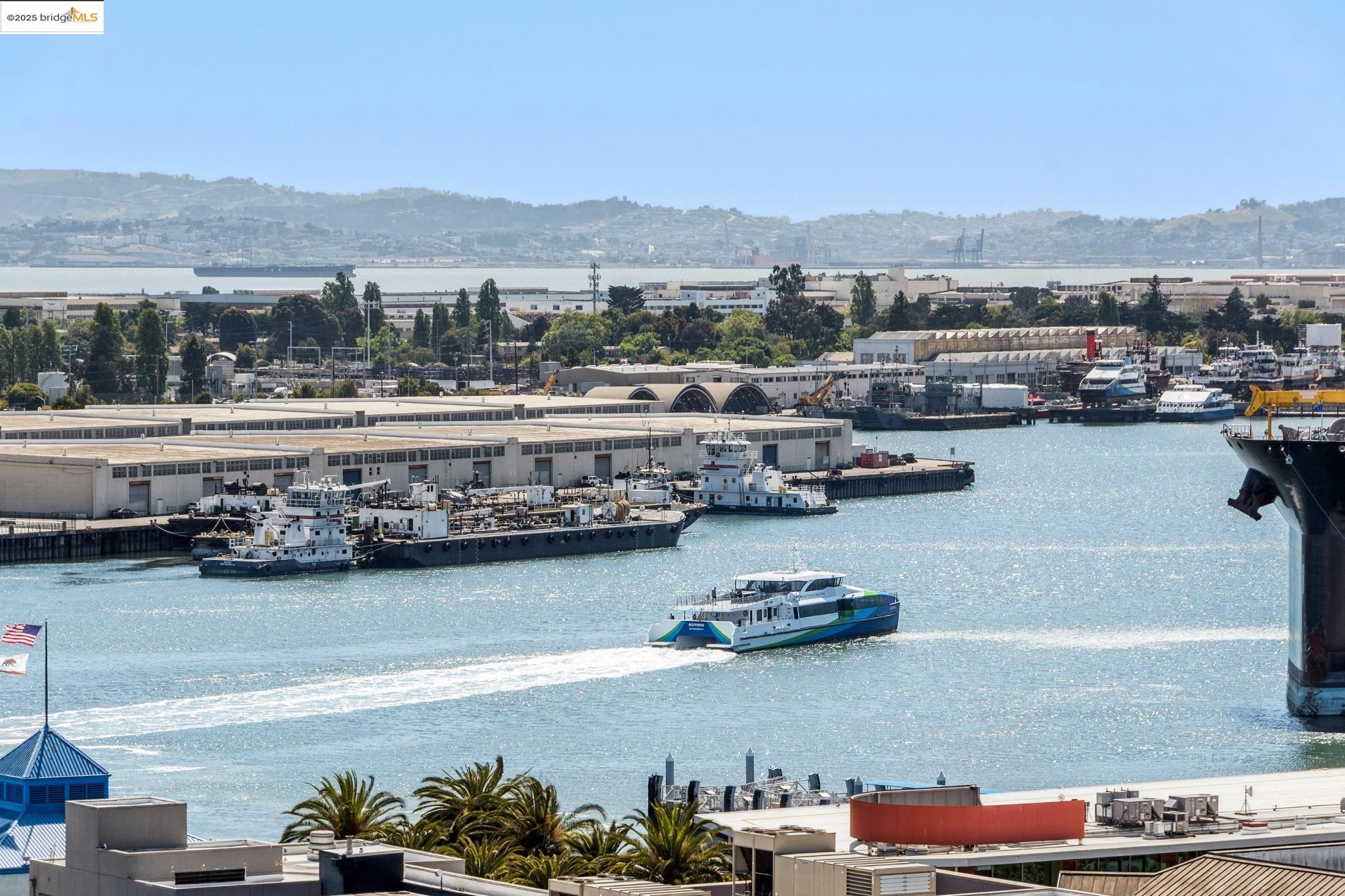 Condos, Lofts and Townhomes for Sale in East Bay Luxury Condos