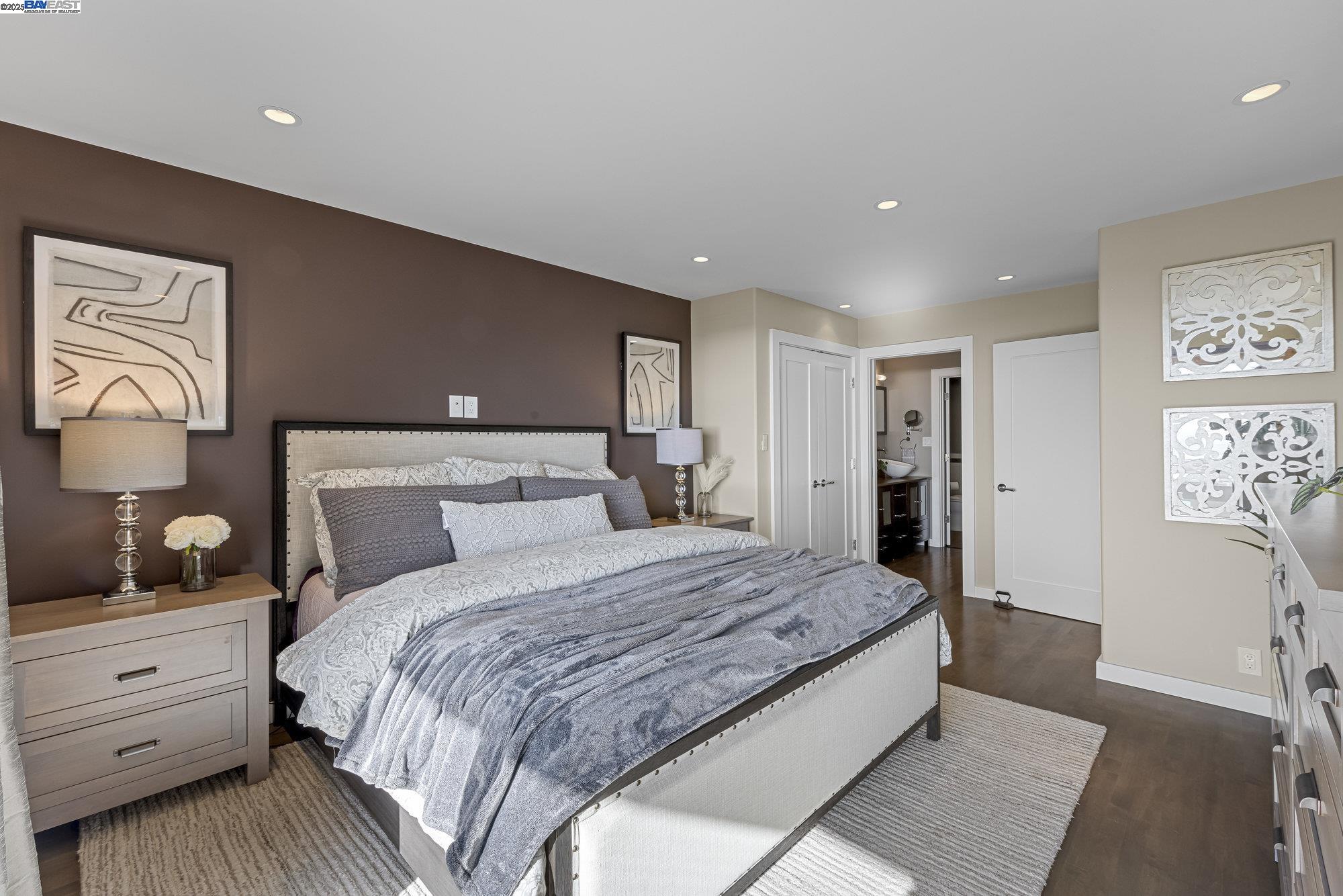 Detail Gallery Image 32 of 59 For 2123 Funston Ave, San Francisco,  CA 94116 - 4 Beds | 3/1 Baths