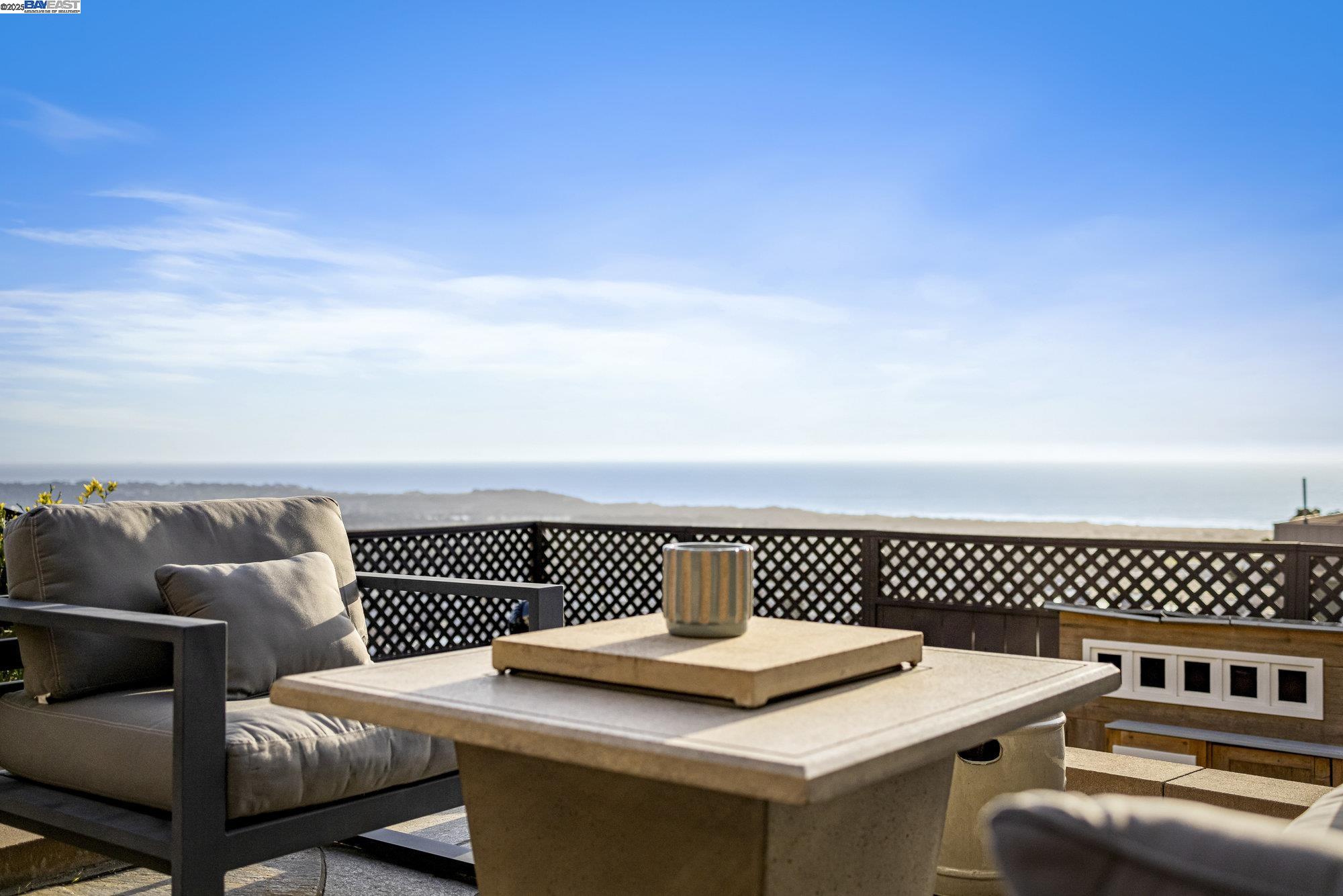 Detail Gallery Image 45 of 59 For 2123 Funston Ave, San Francisco,  CA 94116 - 4 Beds | 3/1 Baths