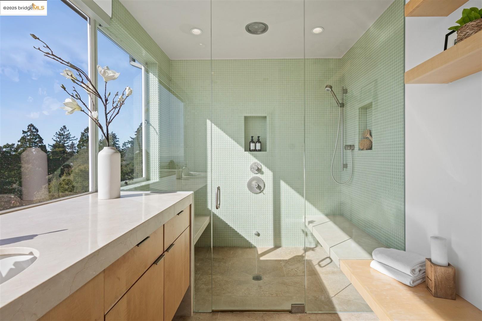 Detail Gallery Image 35 of 49 For 1061 Sterling Ave, Berkeley,  CA 94708 - 3 Beds | 2/1 Baths