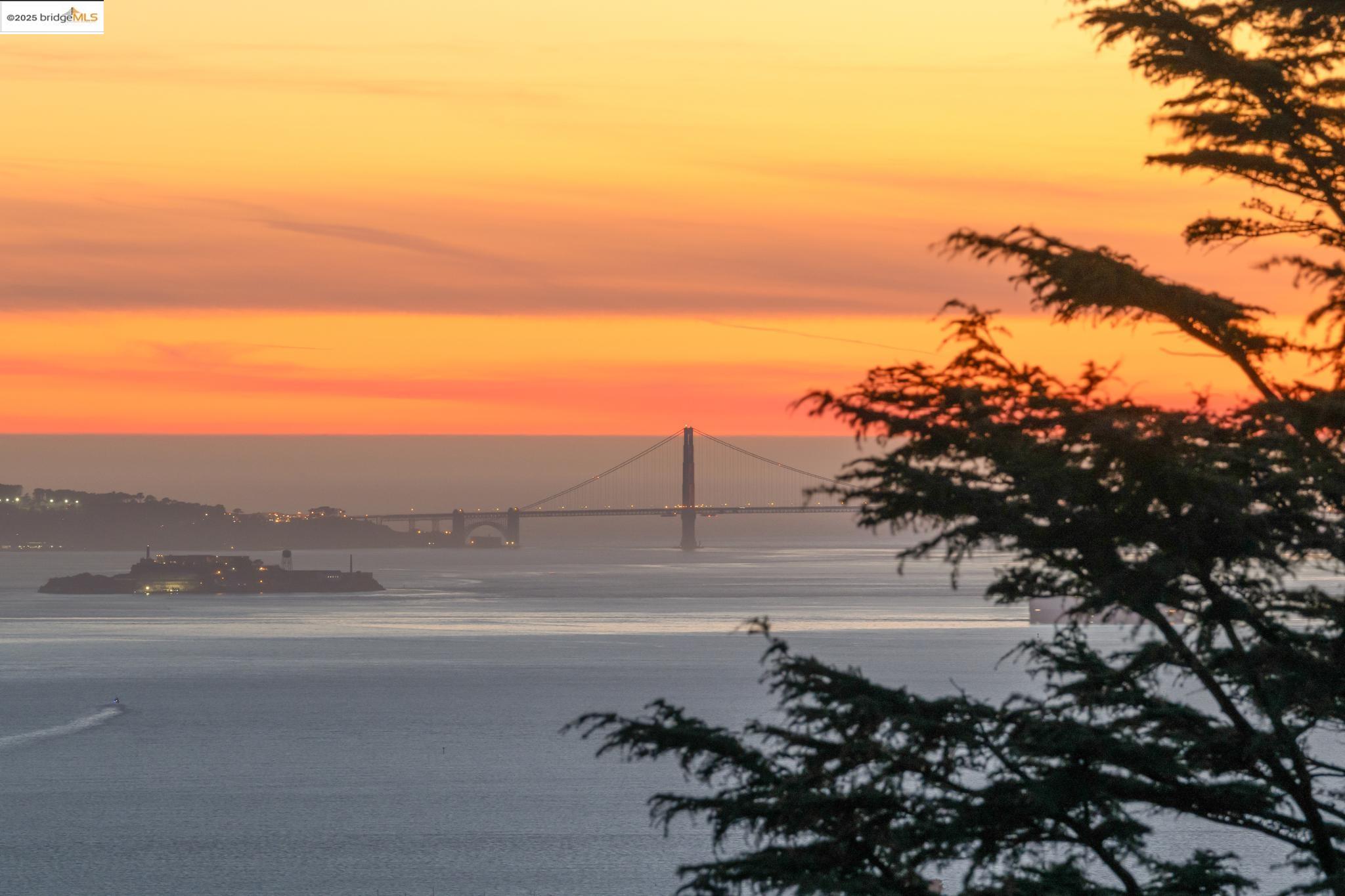 Detail Gallery Image 47 of 49 For 1061 Sterling Ave, Berkeley,  CA 94708 - 3 Beds | 2/1 Baths