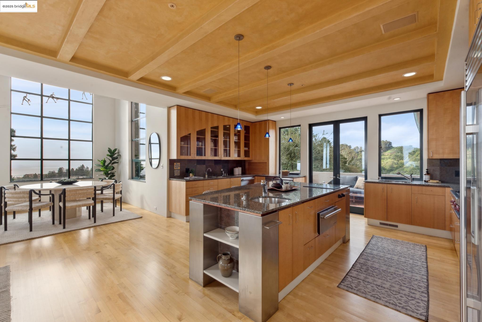 5 Woodside Way, Oakland, California 94611, 5 Bedrooms Bedrooms, 11 Rooms Rooms,4 BathroomsBathrooms,Residential,For Sale,5 Woodside Way,41089995