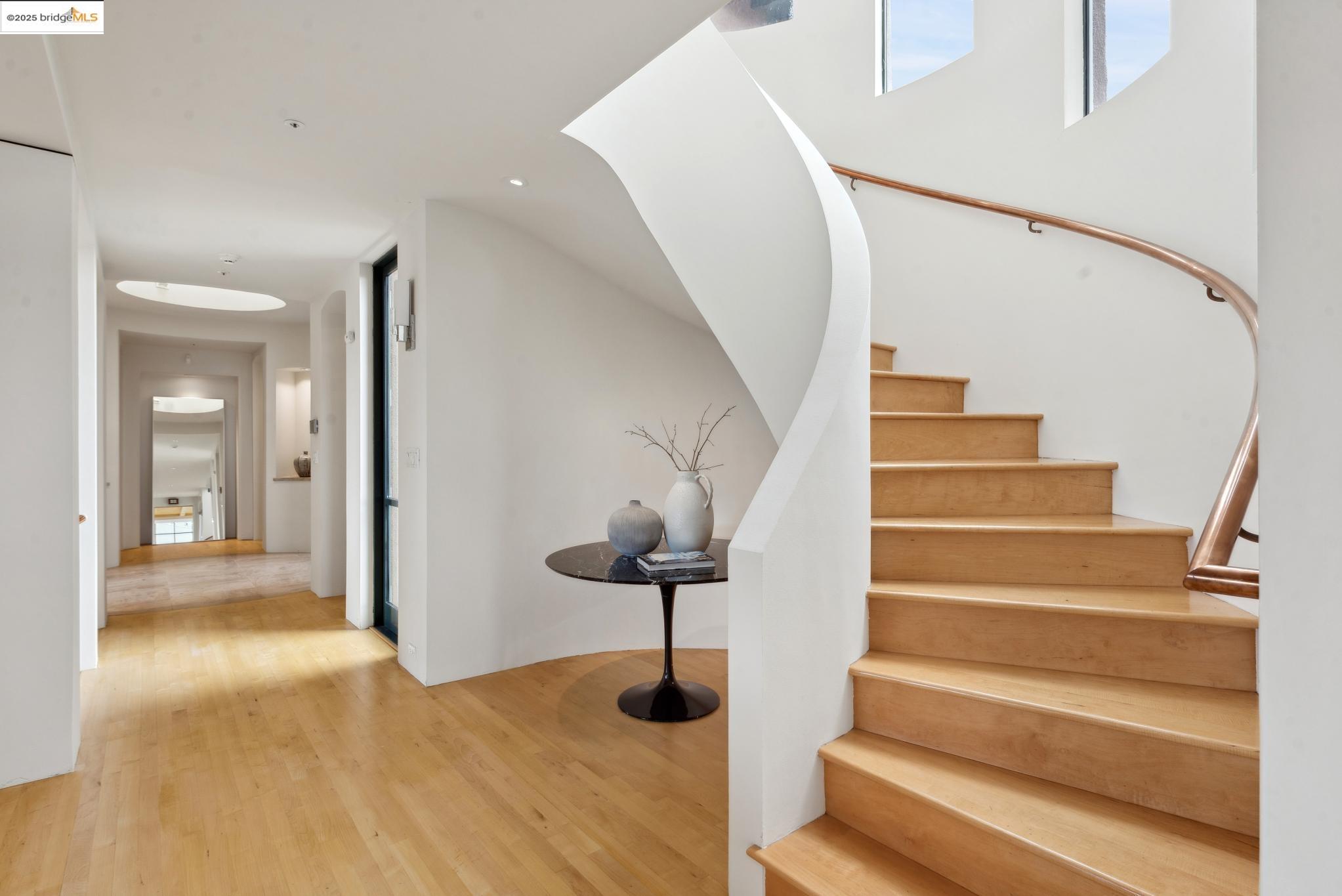 5 Woodside Way, Oakland, California 94611, 5 Bedrooms Bedrooms, 11 Rooms Rooms,4 BathroomsBathrooms,Residential,For Sale,5 Woodside Way,41089995