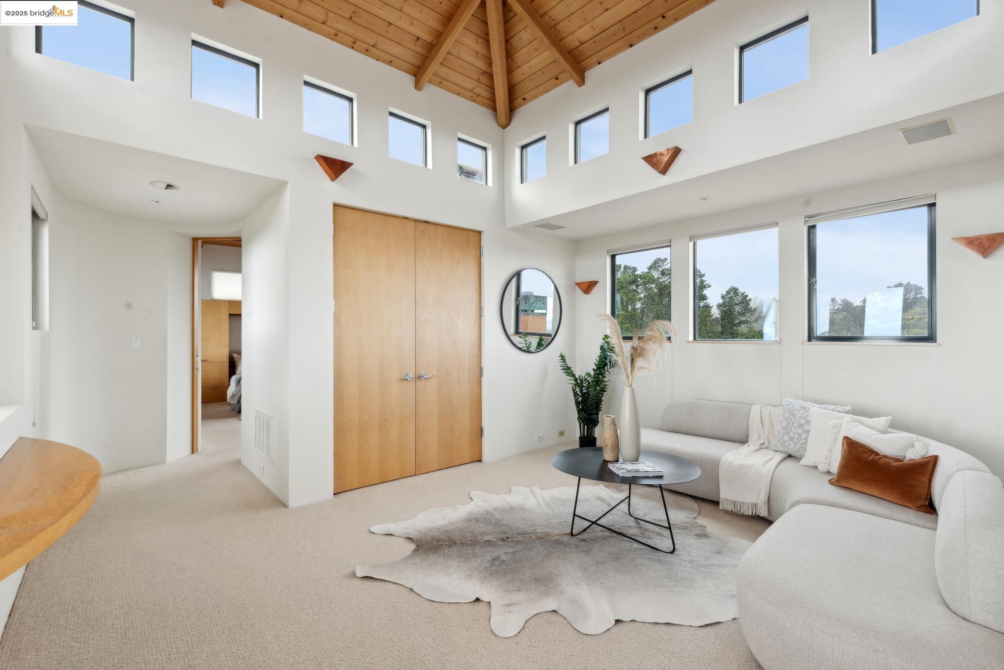 5 Woodside Way, Oakland, California 94611, 5 Bedrooms Bedrooms, 11 Rooms Rooms,4 BathroomsBathrooms,Residential,For Sale,5 Woodside Way,41089995