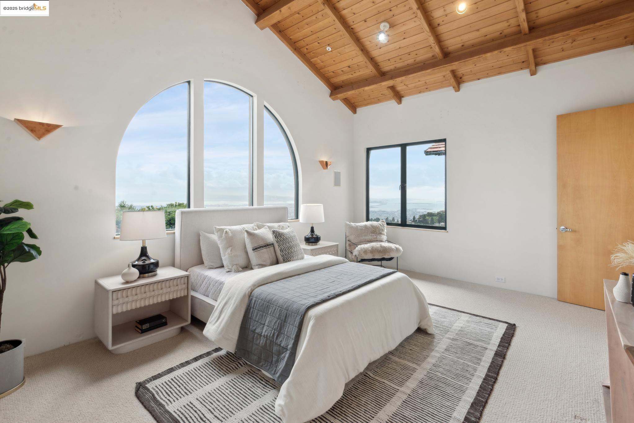 5 Woodside Way, Oakland, California 94611, 5 Bedrooms Bedrooms, 11 Rooms Rooms,4 BathroomsBathrooms,Residential,For Sale,5 Woodside Way,41089995