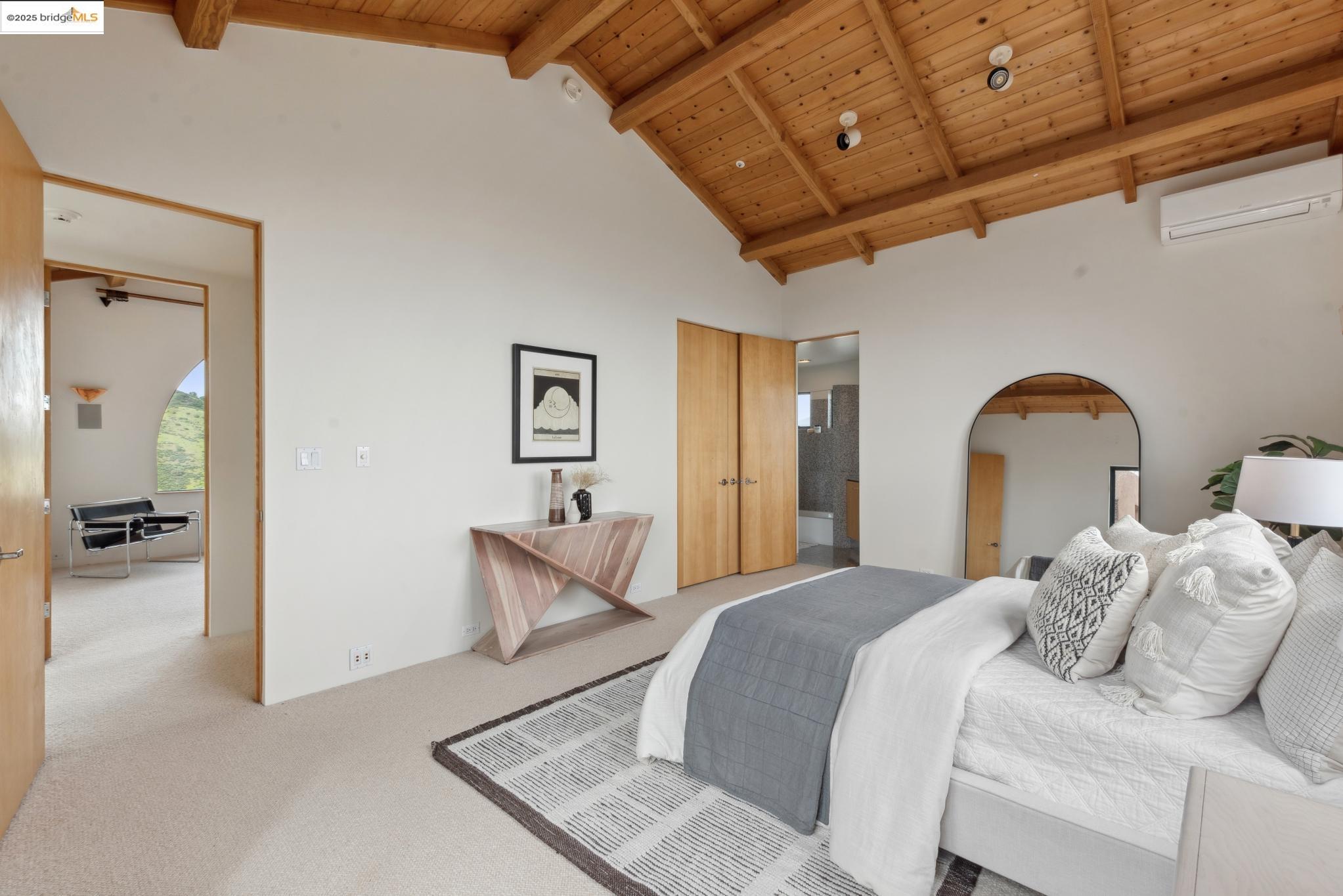 5 Woodside Way, Oakland, California 94611, 5 Bedrooms Bedrooms, 11 Rooms Rooms,4 BathroomsBathrooms,Residential,For Sale,5 Woodside Way,41089995