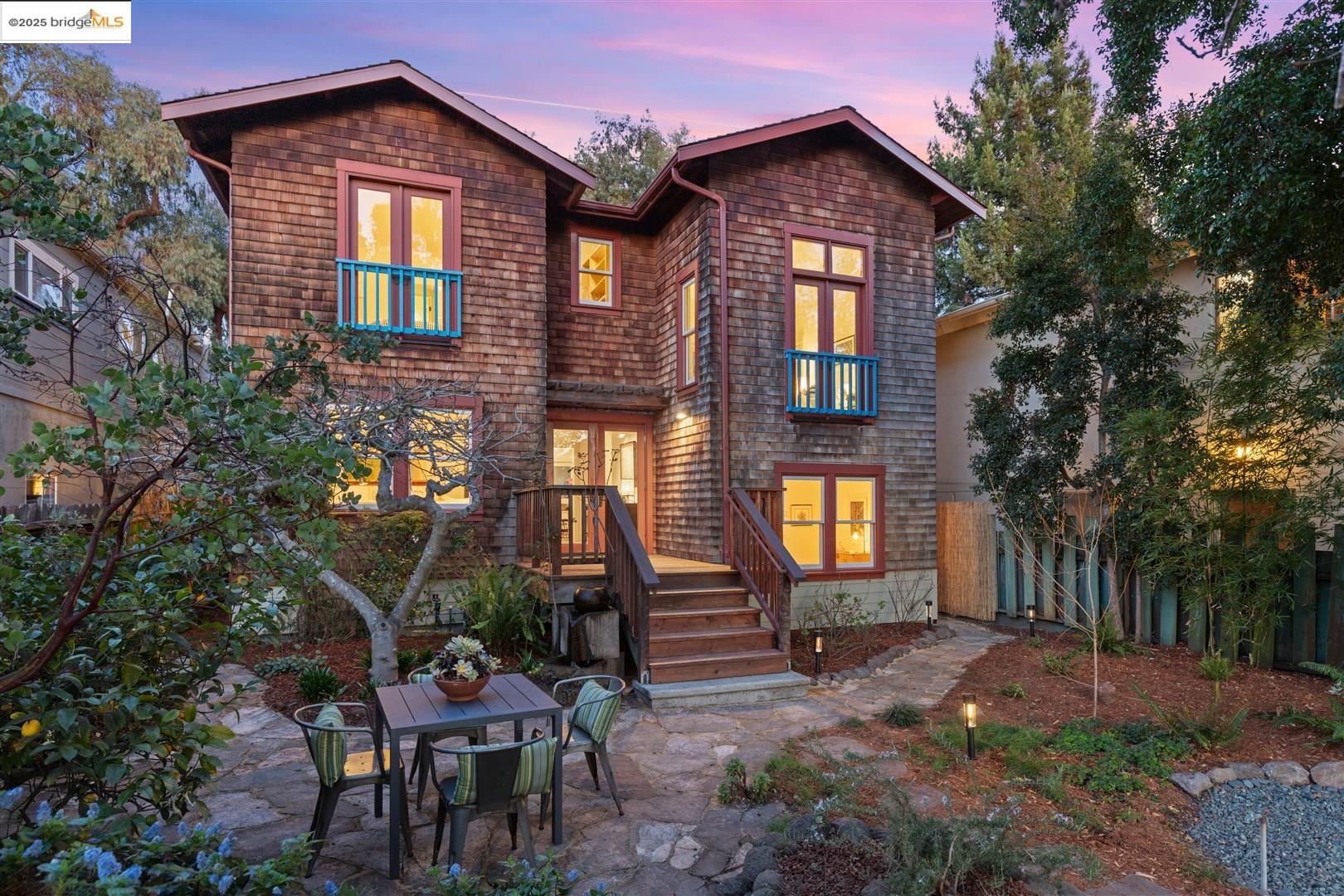Detail Gallery Image 1 of 1 For 1818 Acton Street, Berkeley,  CA 94702 - 4 Beds | 2/1 Baths