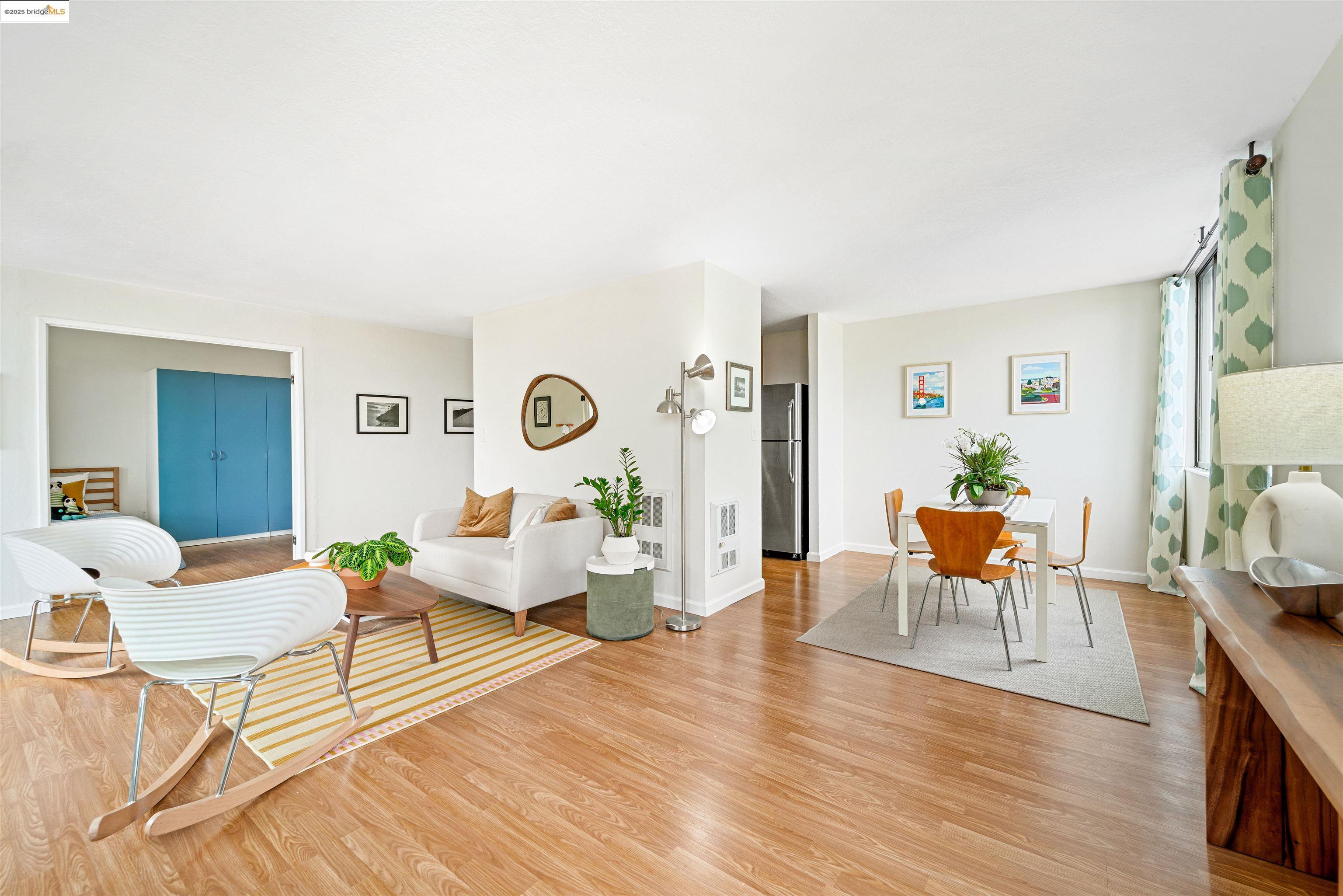 Detail Gallery Image 11 of 31 For 555 Pierce St #1220,  Albany,  CA 94706 - 2 Beds | 2 Baths
