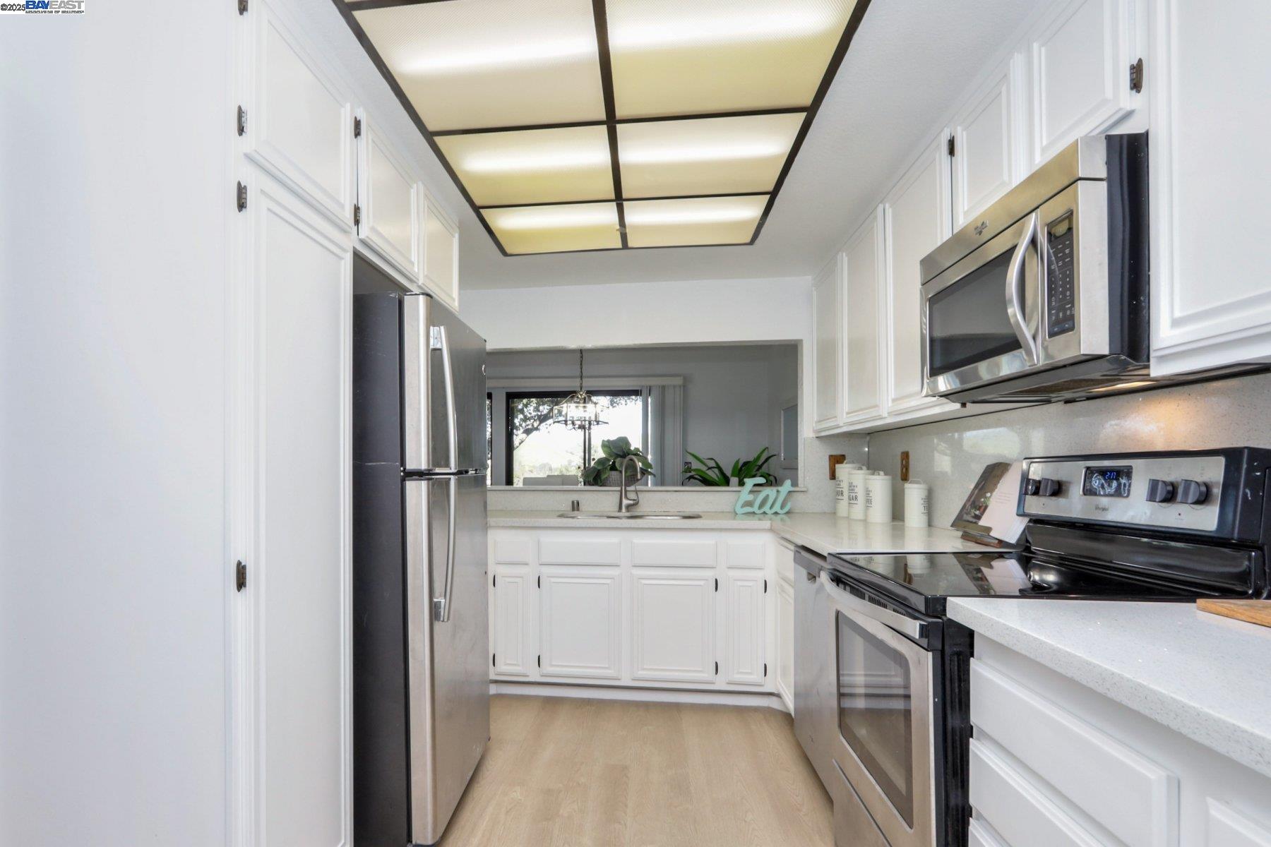 Detail Gallery Image 15 of 35 For 43354 Banda Ter, Fremont,  CA 94539 - 3 Beds | 2/1 Baths