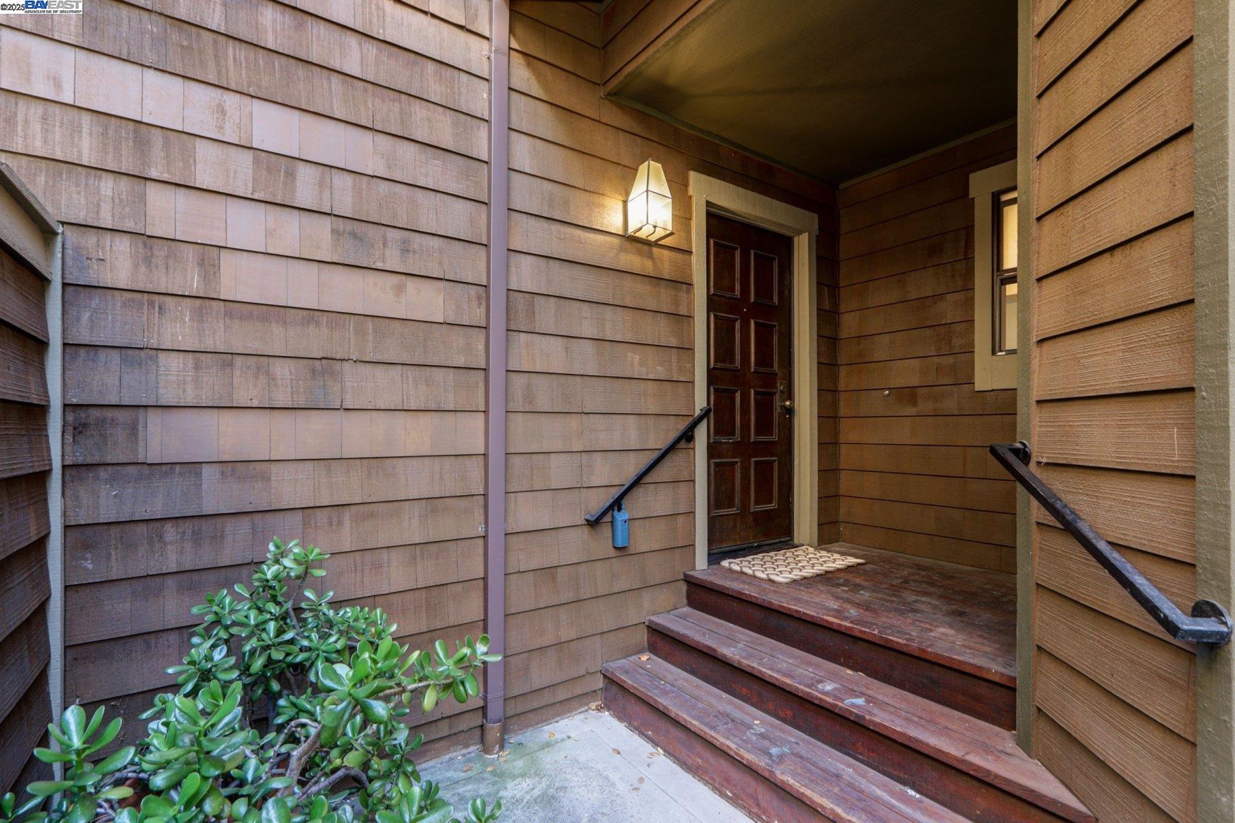 Detail Gallery Image 4 of 35 For 43354 Banda Ter, Fremont,  CA 94539 - 3 Beds | 2/1 Baths