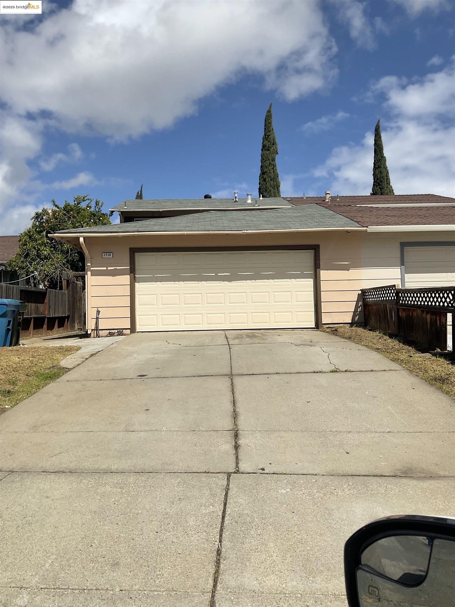 Detail Gallery Image 1 of 9 For 1714 Magnolia Way, Antioch,  CA 94509 - 4 Beds | 2/1 Baths