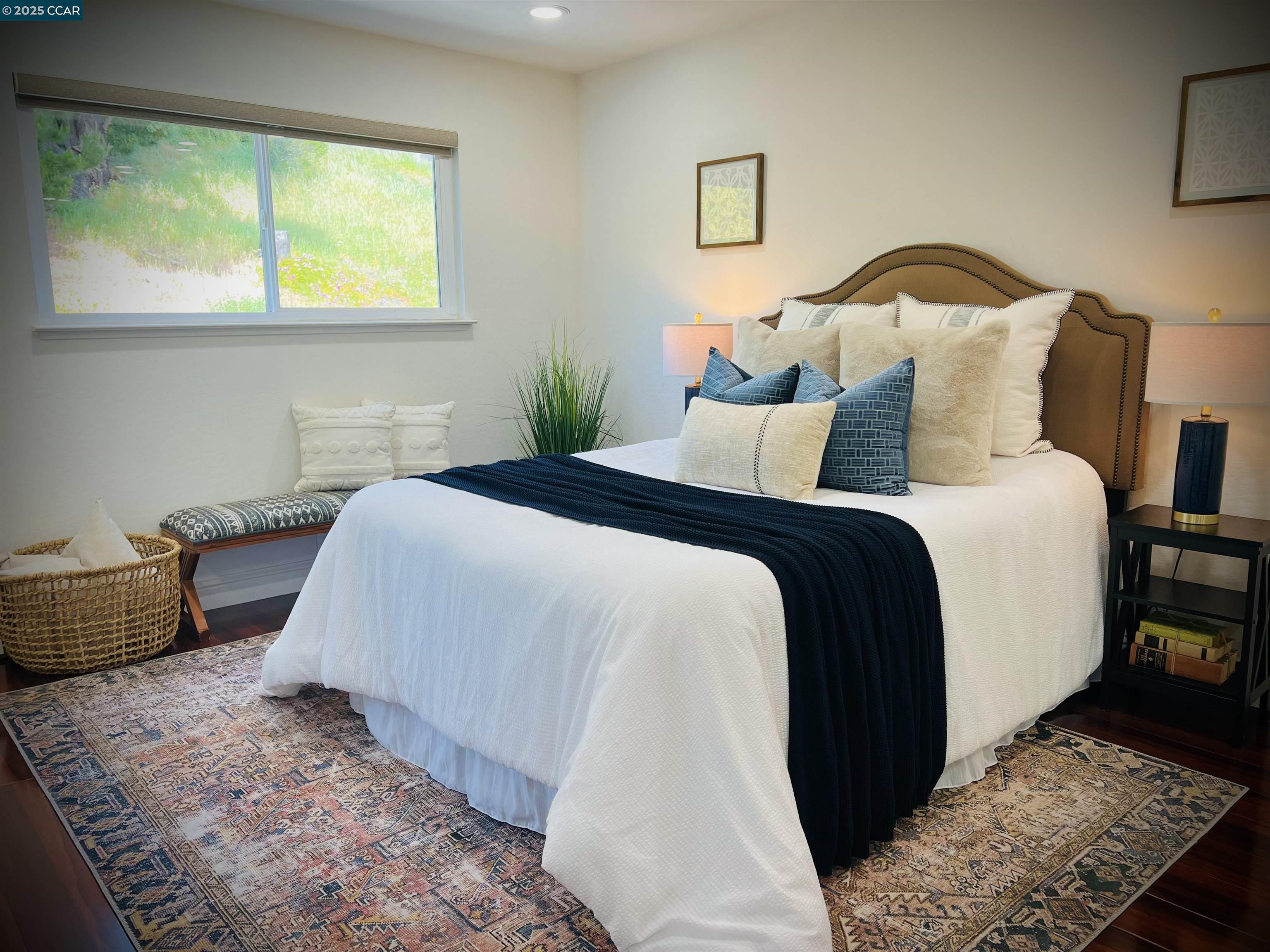 Detail Gallery Image 9 of 14 For 369 E Moltke St, Daly City,  CA 94014 - 4 Beds | 2 Baths