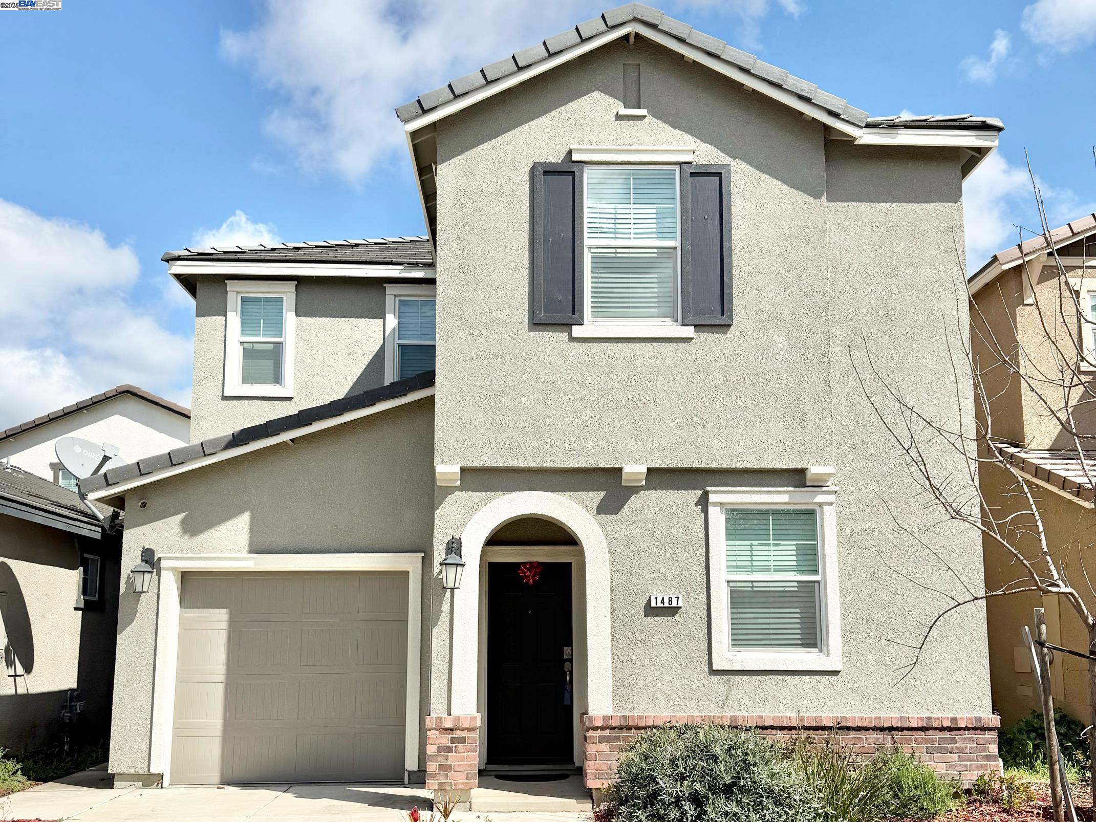 Detail Gallery Image 1 of 1 For 1487 Bianchi Ln, Merced,  CA 95348 - 3 Beds | 2/1 Baths