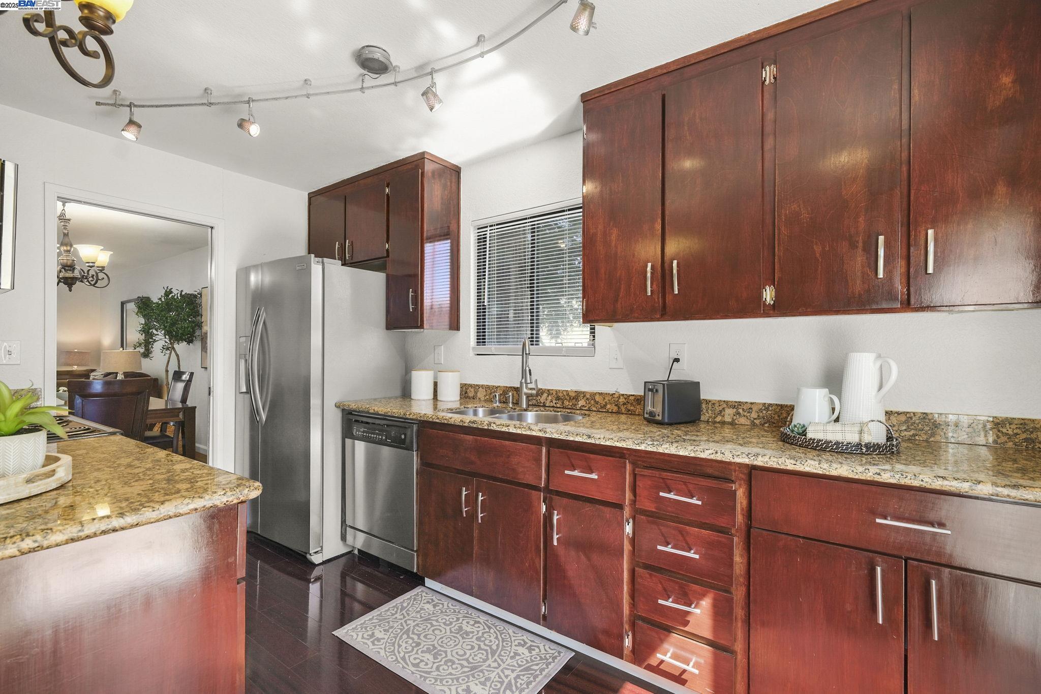 Photo #5: 41090064 Listing 