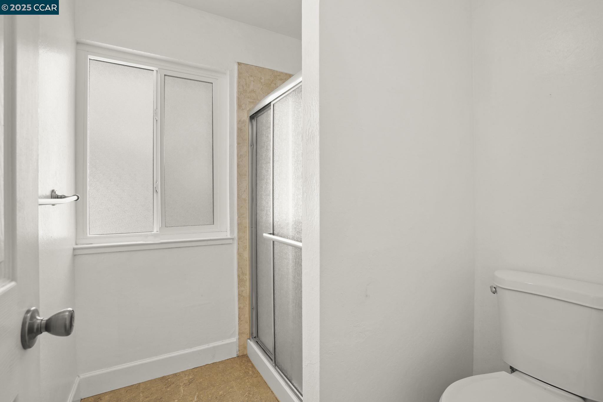 property-img