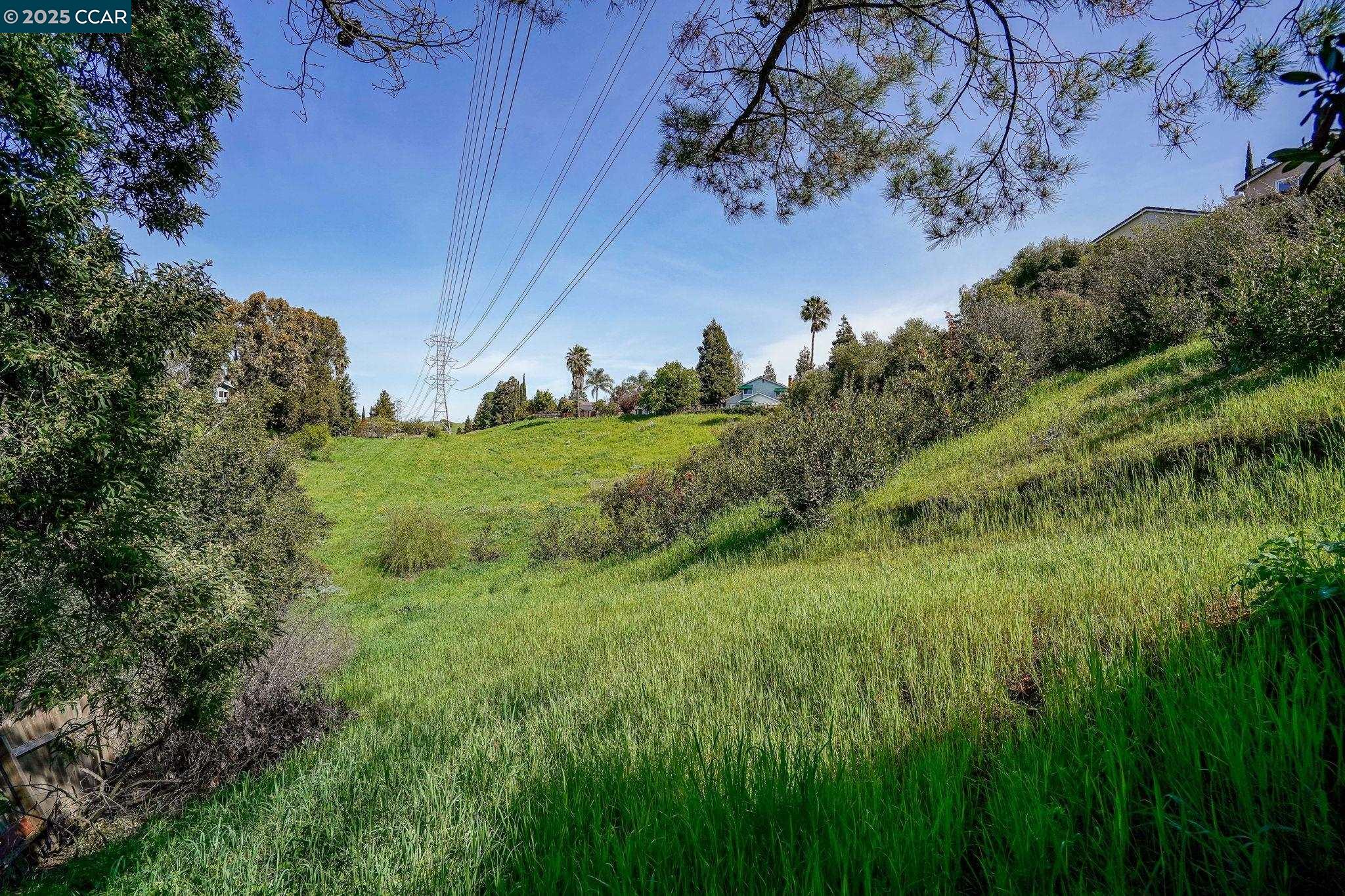 property-img