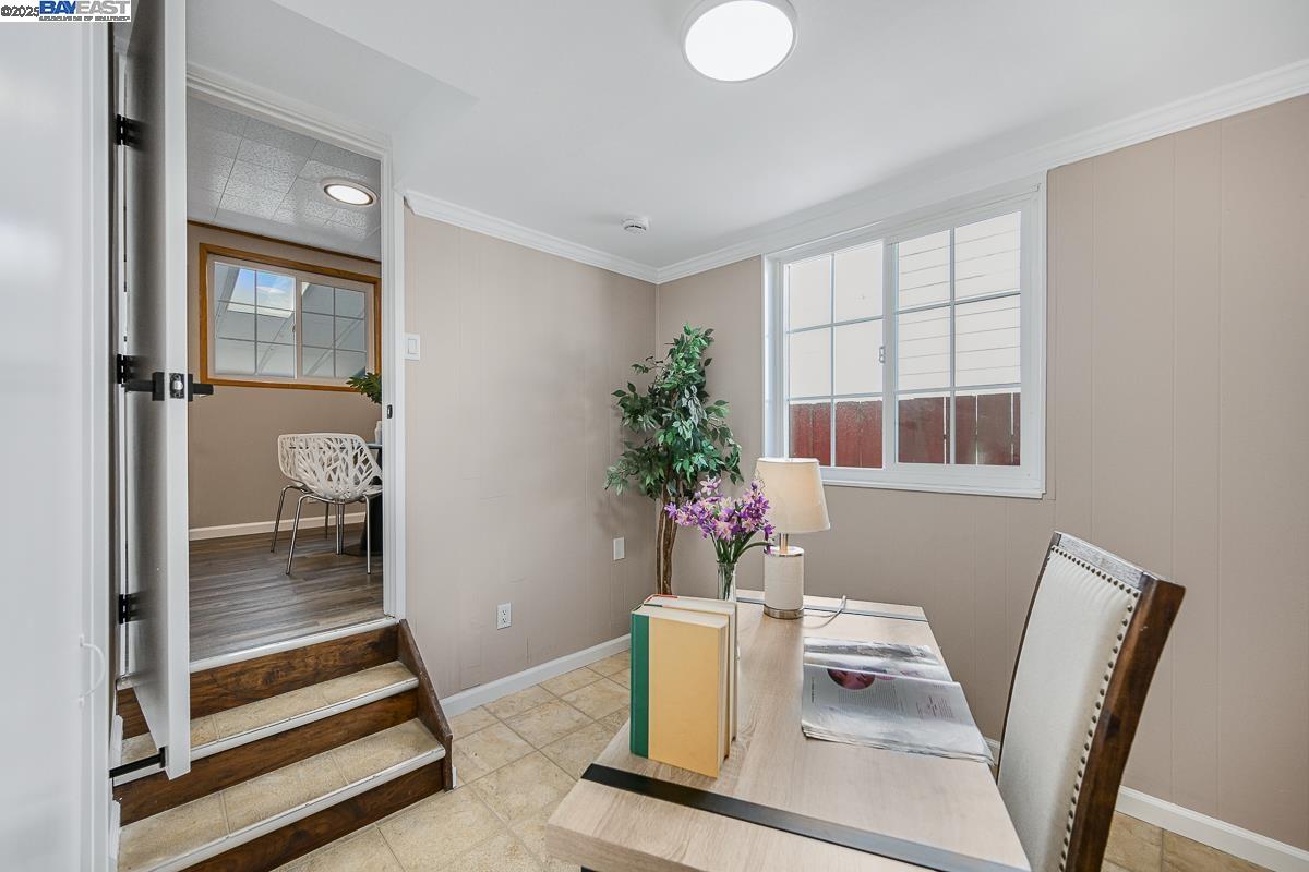 1049 Martin Blvd, San Leandro, California 94577, 3 Bedrooms Bedrooms, 6 Rooms Rooms,2 BathroomsBathrooms,Residential,For Sale,1049 Martin Blvd,41090071