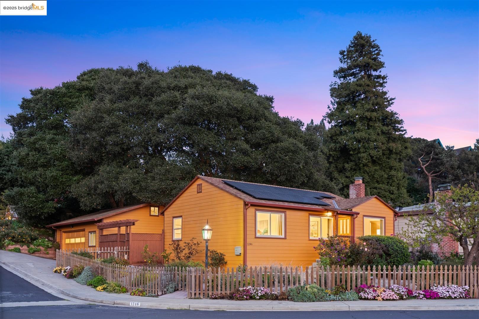 Detail Gallery Image 1 of 1 For 1246 Marin Ave, San Pablo,  CA 94806 - 3 Beds | 1 Baths