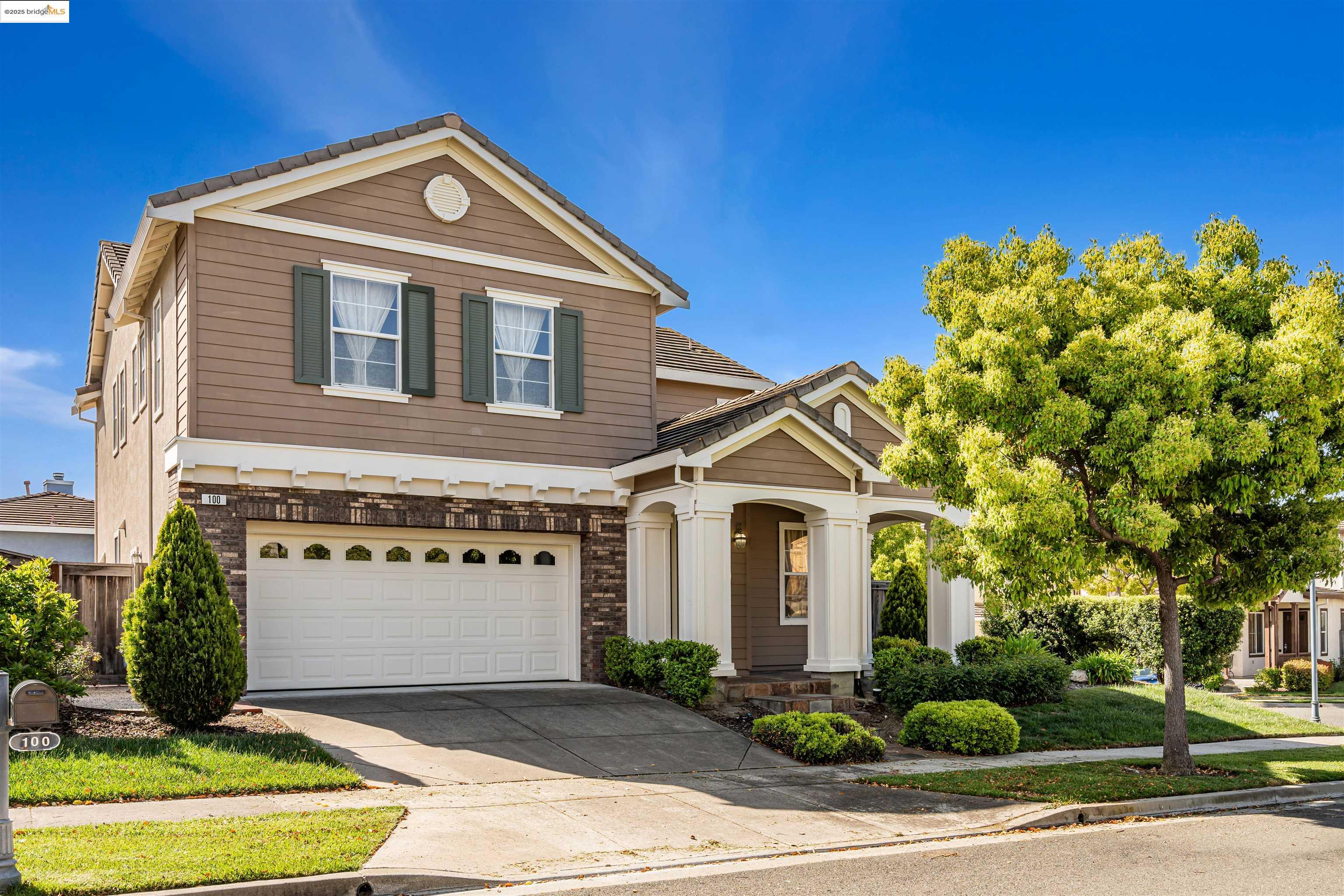 Detail Gallery Image 1 of 1 For 100 Schooner Cv, Hercules,  CA 94547 - 4 Beds | 2/1 Baths