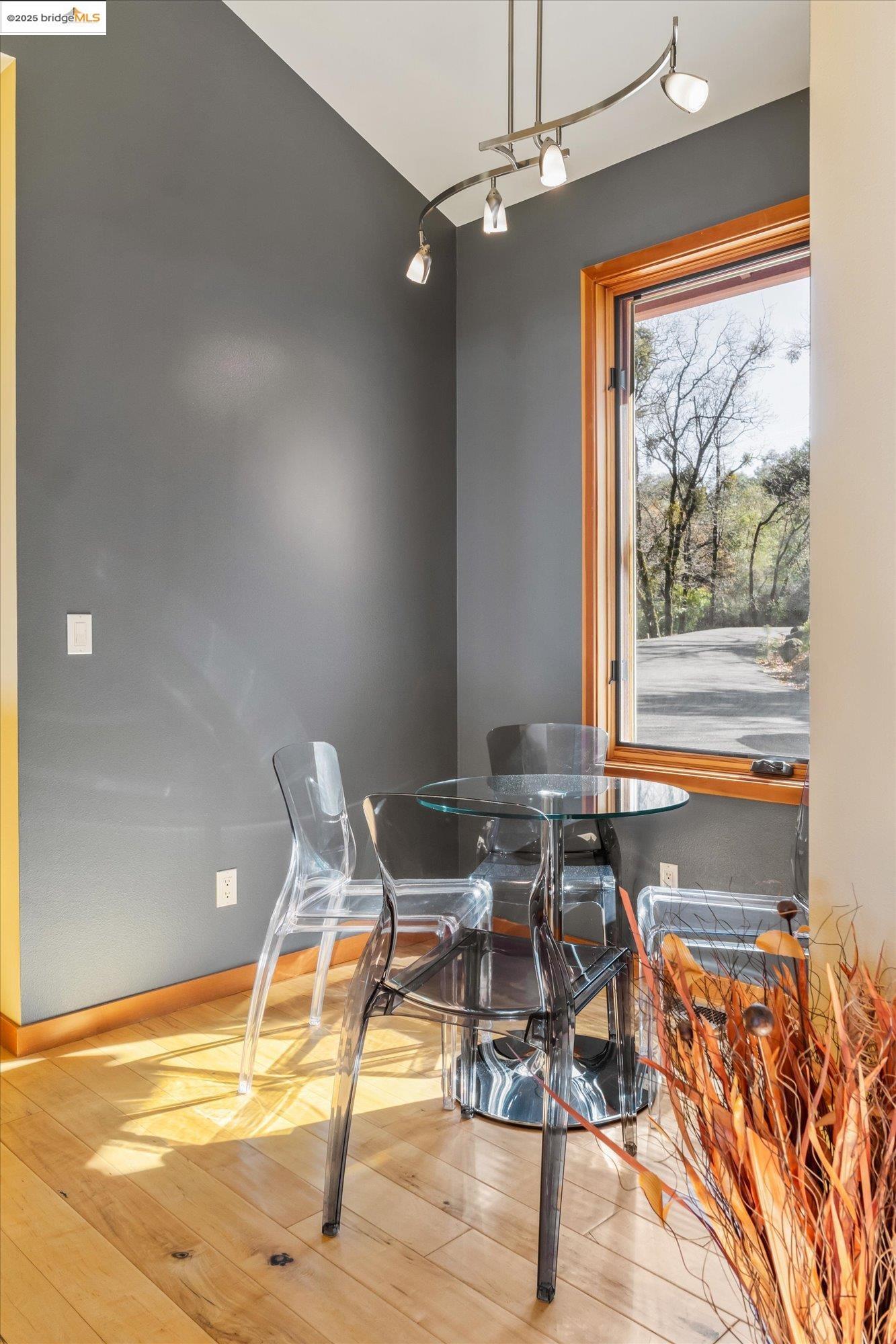 Detail Gallery Image 27 of 59 For 3204 Skunk Ranch Rd, Murphys,  CA 95247 - 4 Beds | 4/1 Baths