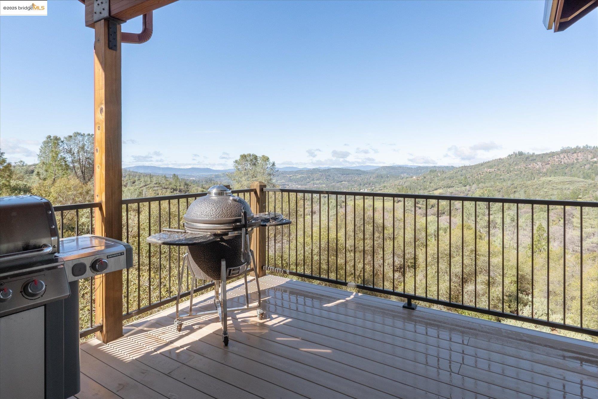 Detail Gallery Image 43 of 59 For 3204 Skunk Ranch Rd, Murphys,  CA 95247 - 4 Beds | 4/1 Baths