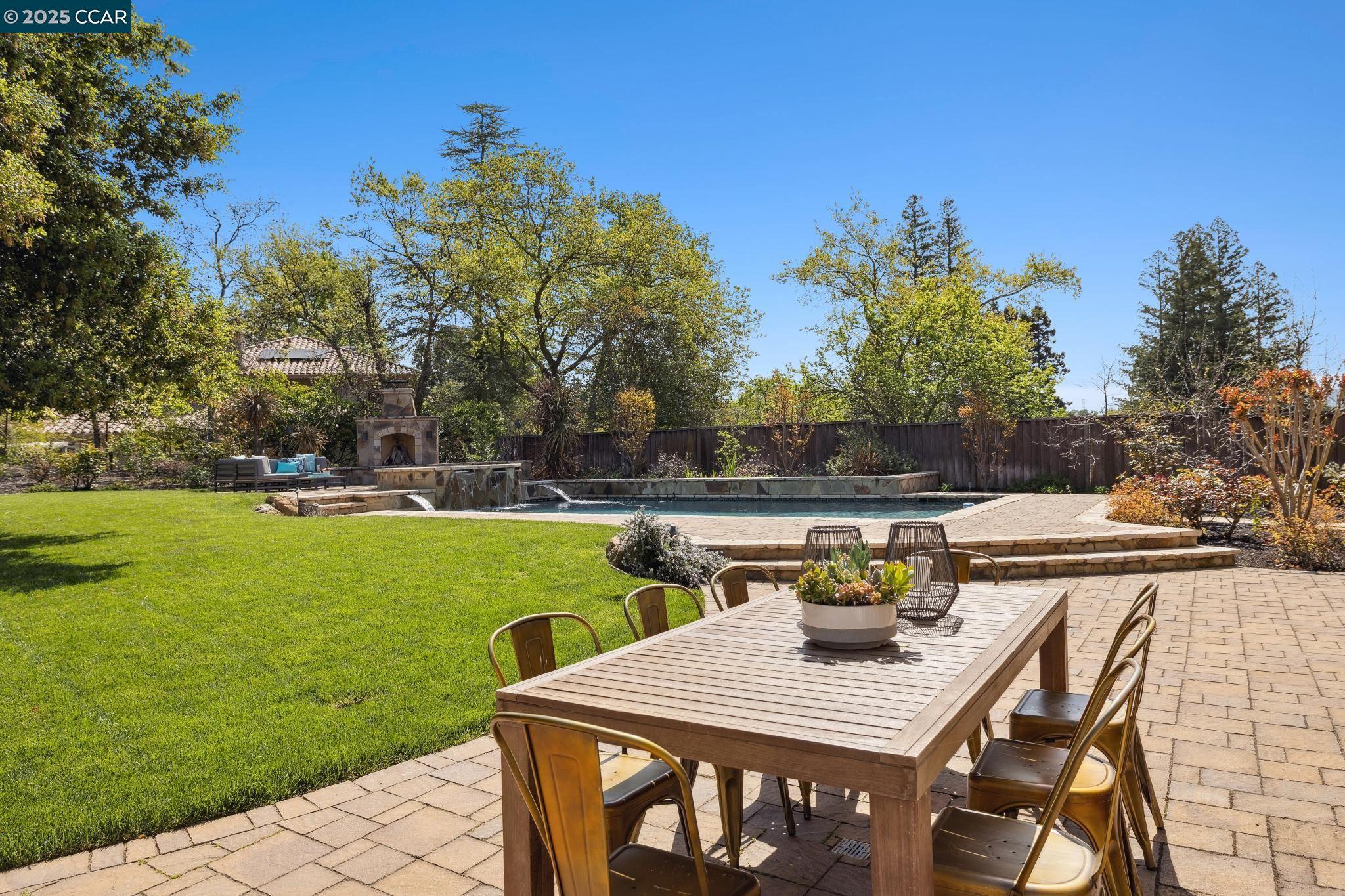 property-img