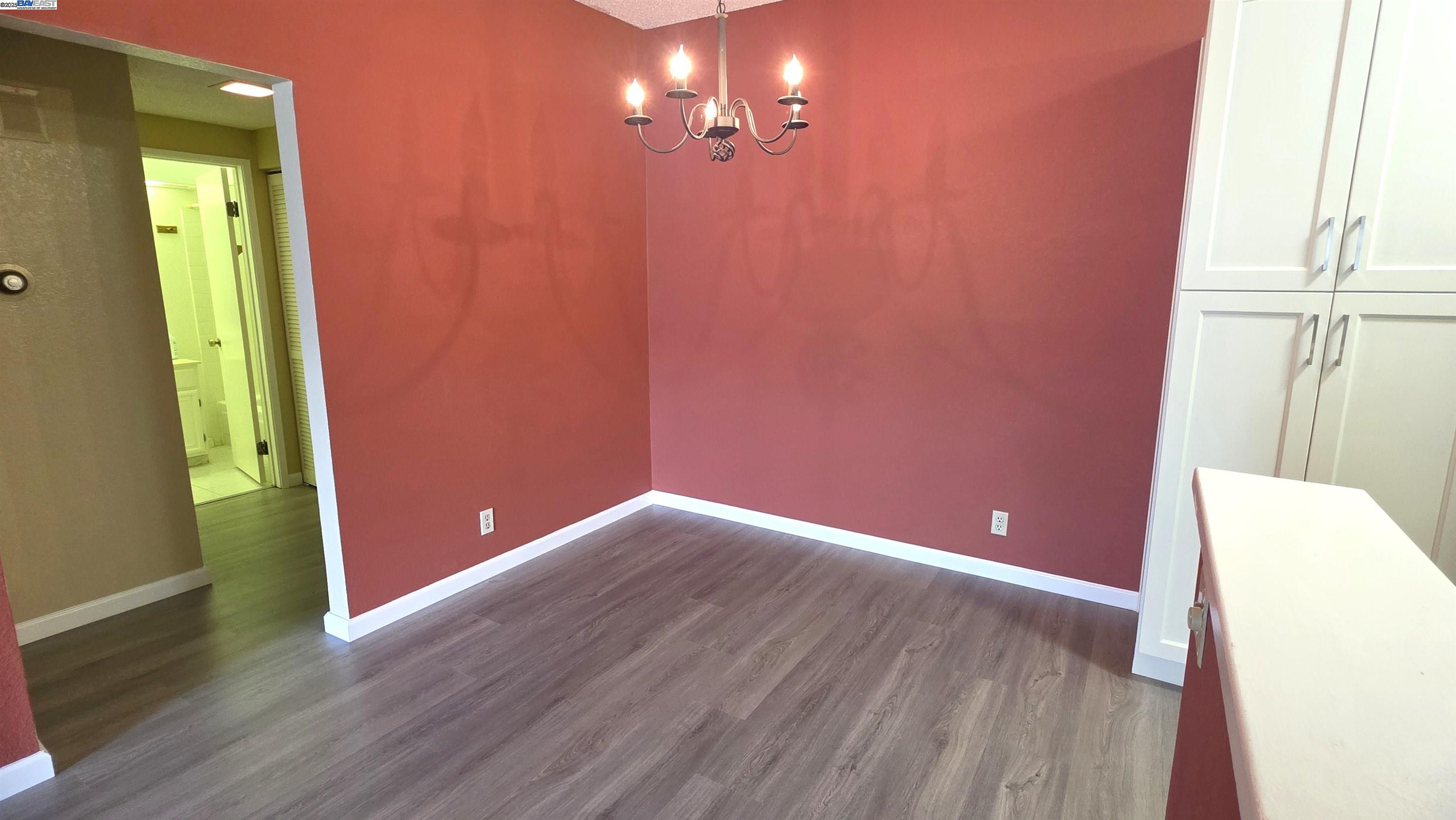 Photo #12: 41090119 Listing: Photo #12