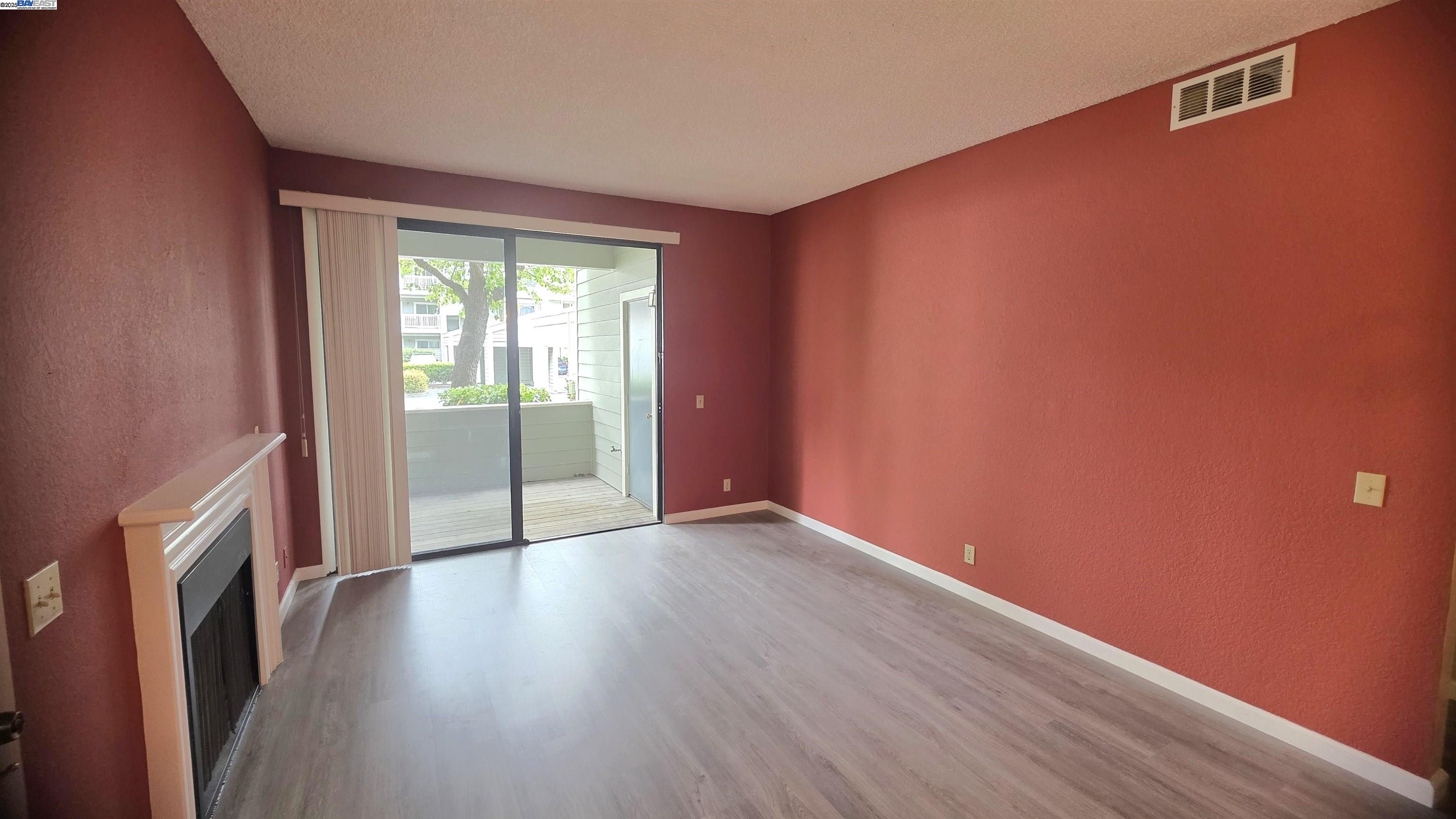 Photo #8: 41090119 Listing: Photo #8