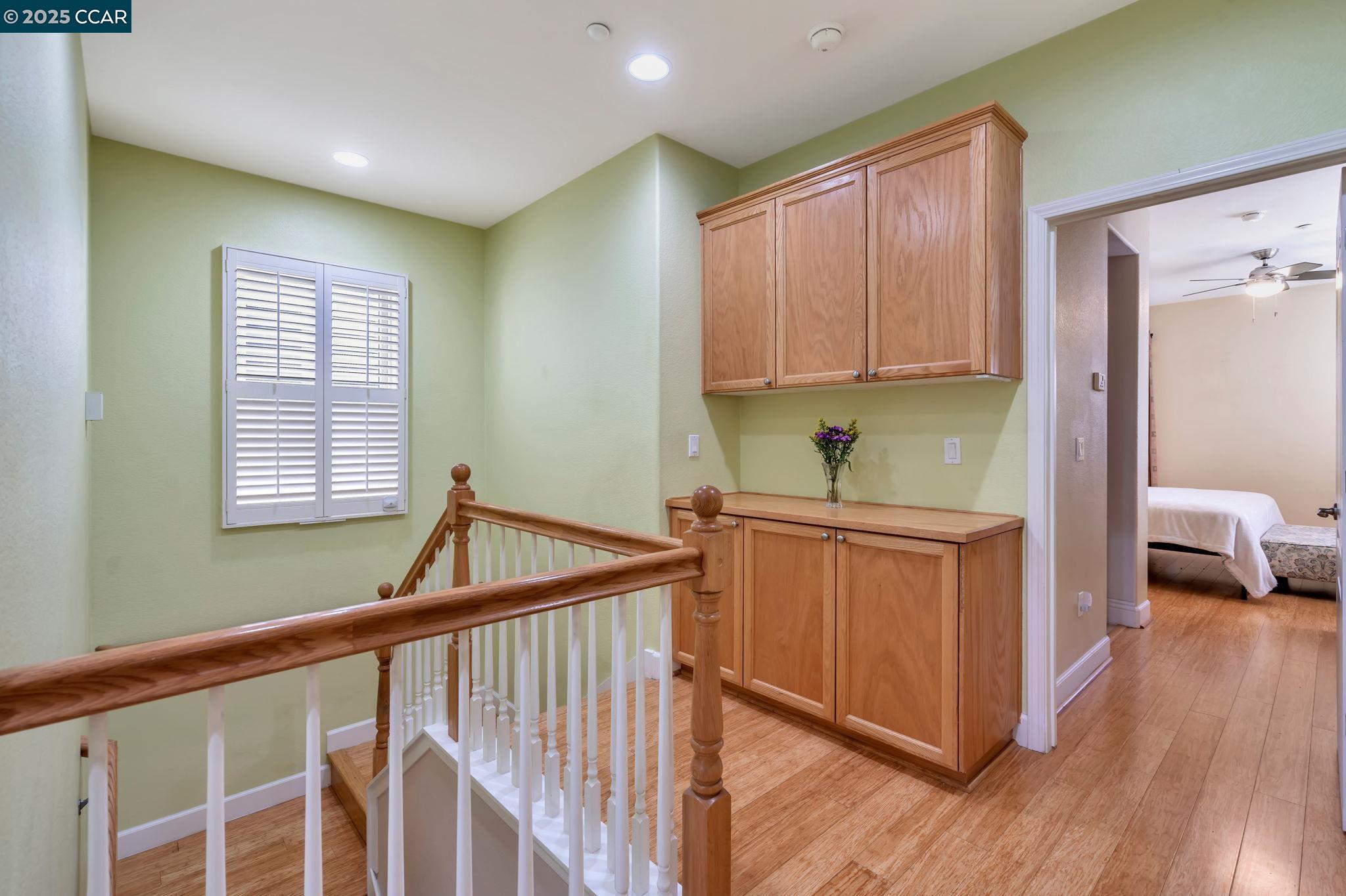 Detail Gallery Image 22 of 60 For 2036 Serra Ln, Hercules,  CA 94547 - 4 Beds | 2/1 Baths