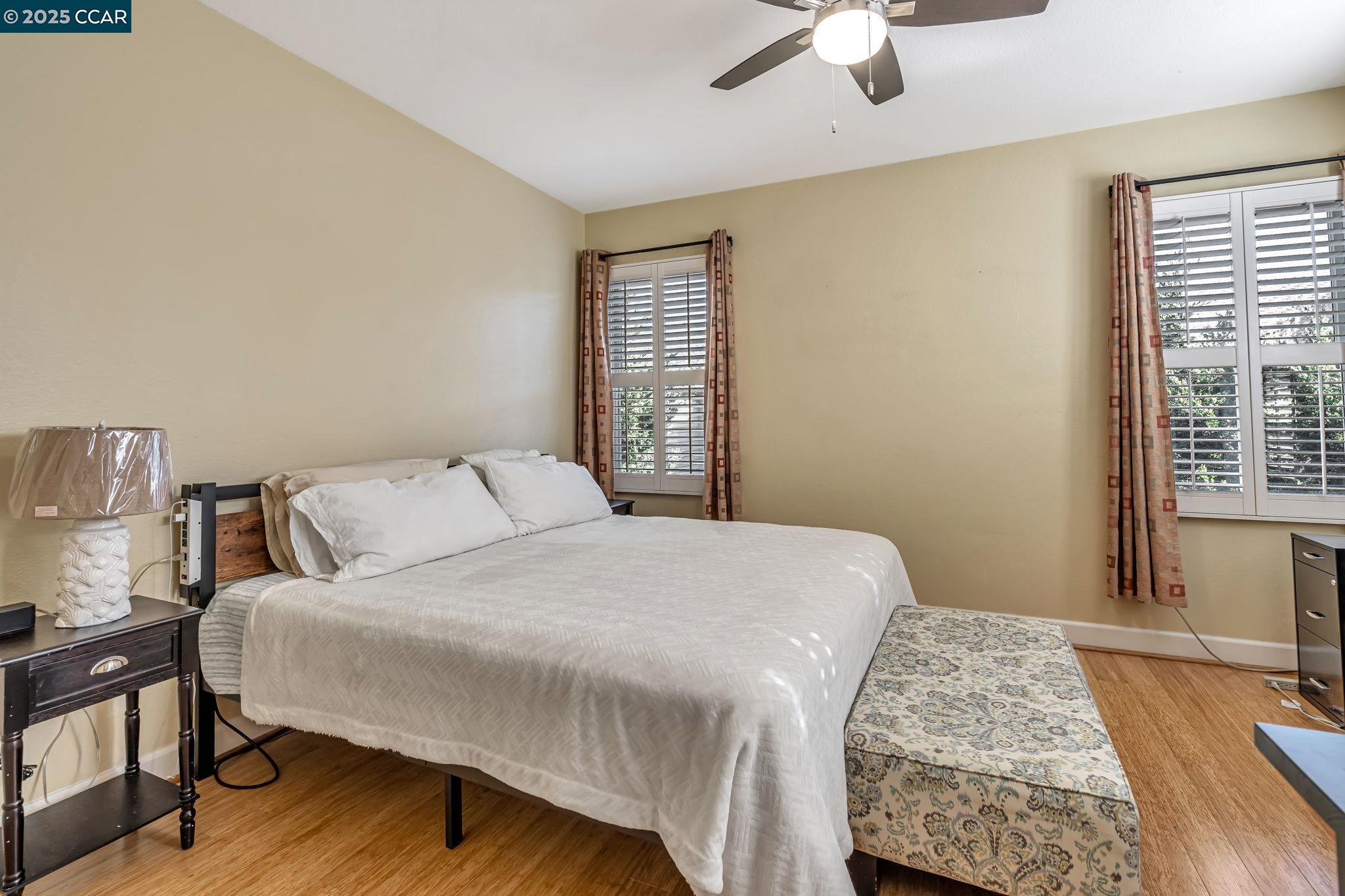 Detail Gallery Image 23 of 60 For 2036 Serra Ln, Hercules,  CA 94547 - 4 Beds | 2/1 Baths
