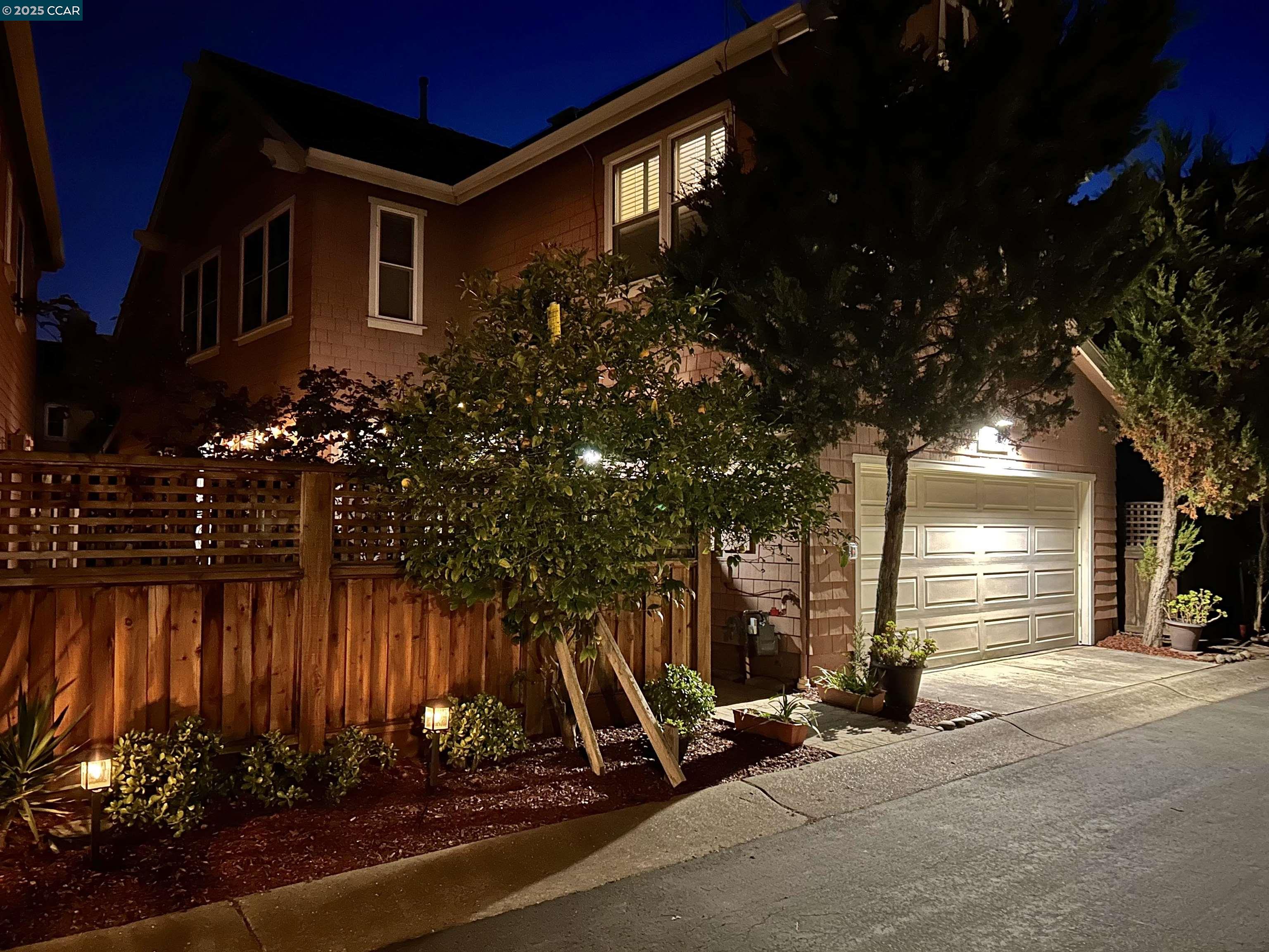 Detail Gallery Image 42 of 60 For 2036 Serra Ln, Hercules,  CA 94547 - 4 Beds | 2/1 Baths