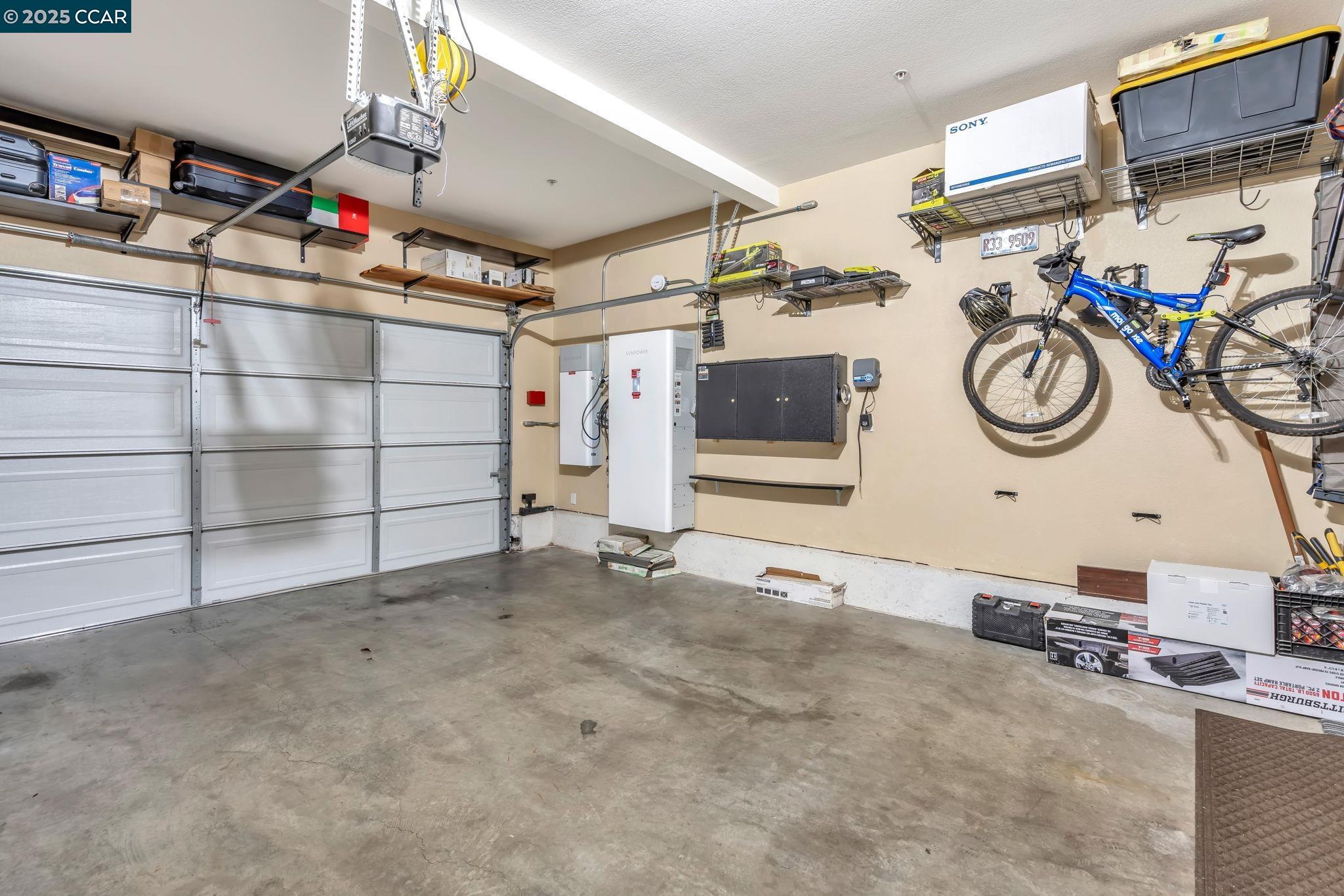 Detail Gallery Image 44 of 60 For 2036 Serra Ln, Hercules,  CA 94547 - 4 Beds | 2/1 Baths