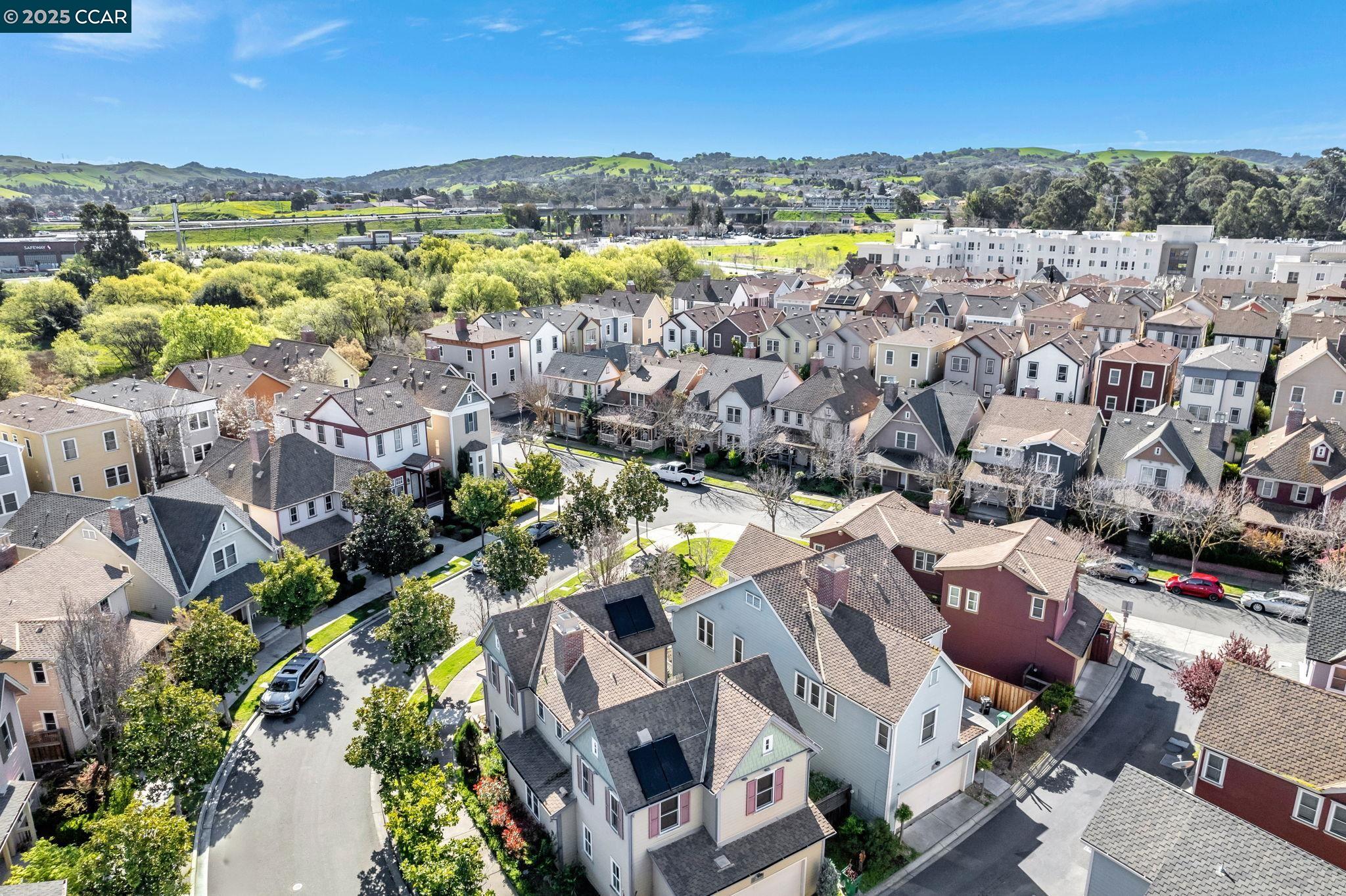 Detail Gallery Image 49 of 60 For 2036 Serra Ln, Hercules,  CA 94547 - 4 Beds | 2/1 Baths