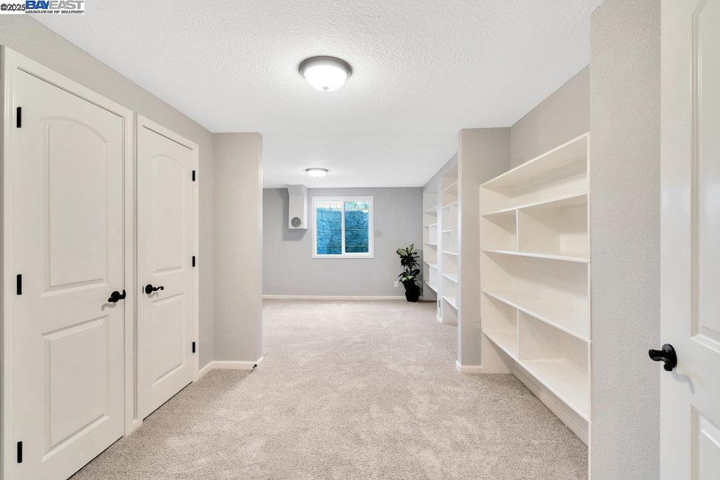 Detail Gallery Image 34 of 44 For 8540 W Bates Ct, Tracy,  CA 95304 - 6 Beds | 3 Baths