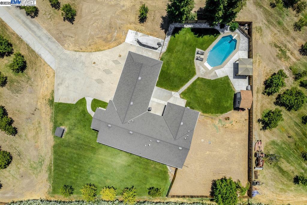 Detail Gallery Image 44 of 44 For 8540 W Bates Ct, Tracy,  CA 95304 - 6 Beds | 3 Baths