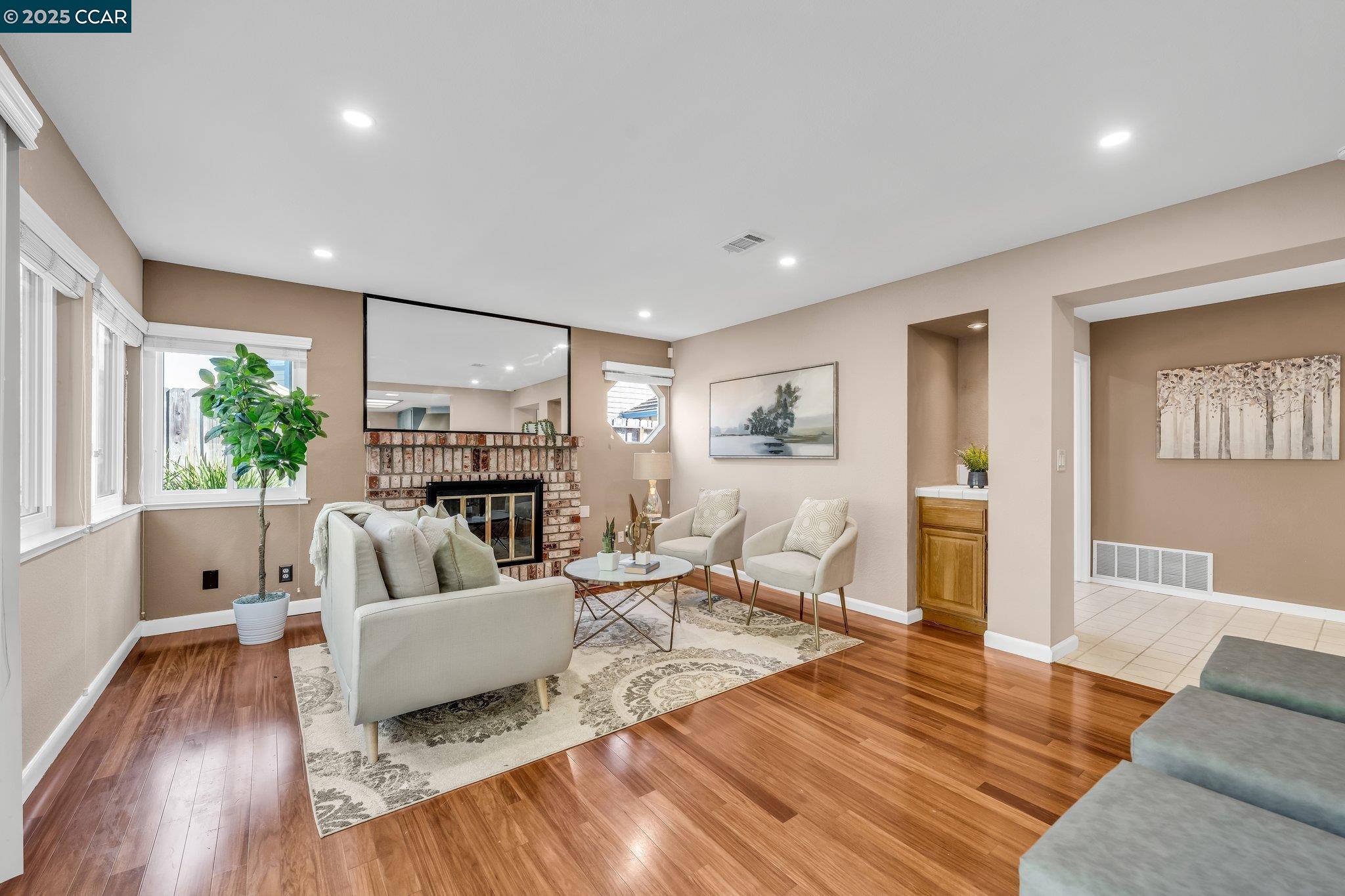 Detail Gallery Image 13 of 59 For 166 Shepard St, Hercules,  CA 94547 - 4 Beds | 3 Baths