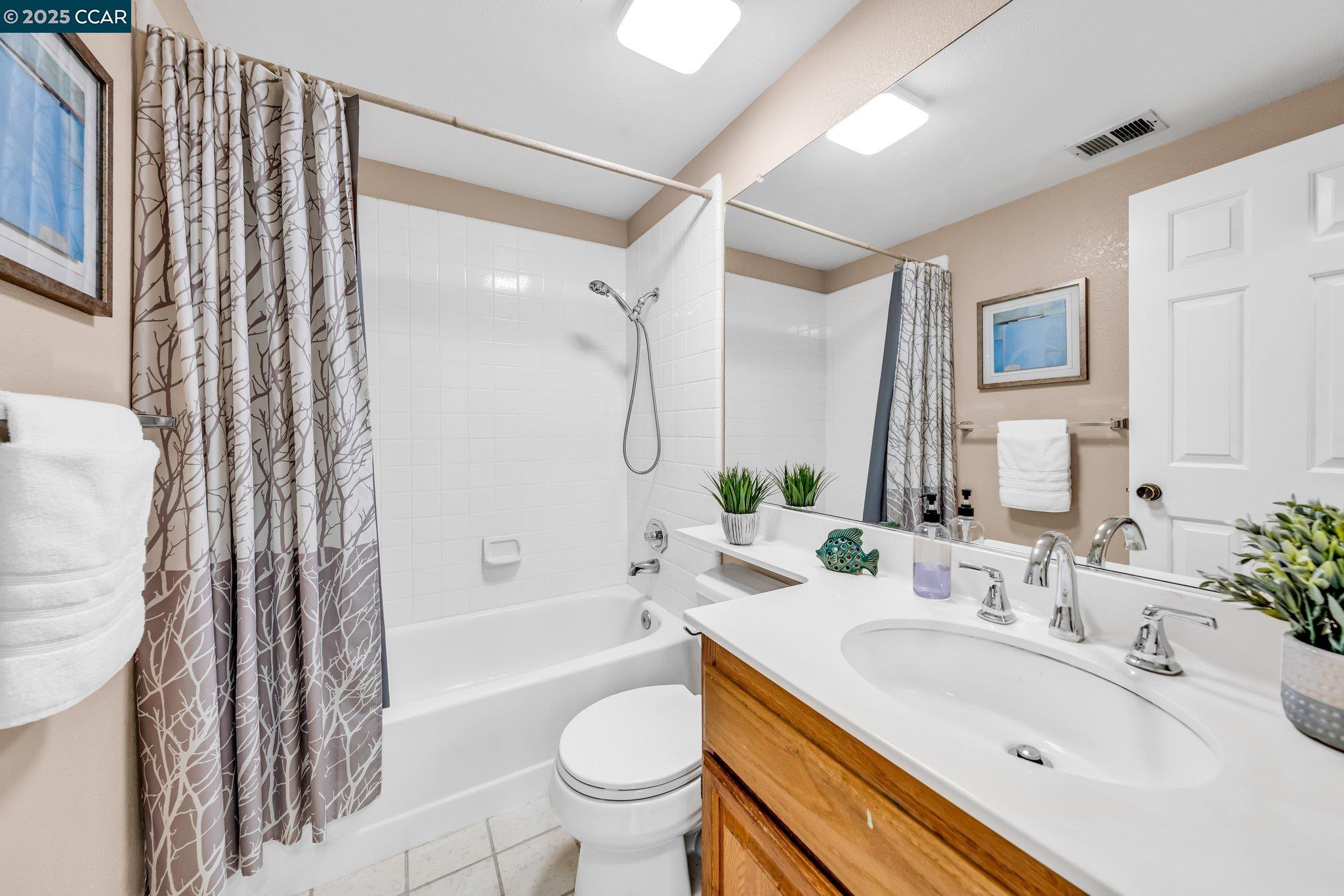 Detail Gallery Image 37 of 59 For 166 Shepard St, Hercules,  CA 94547 - 4 Beds | 3 Baths